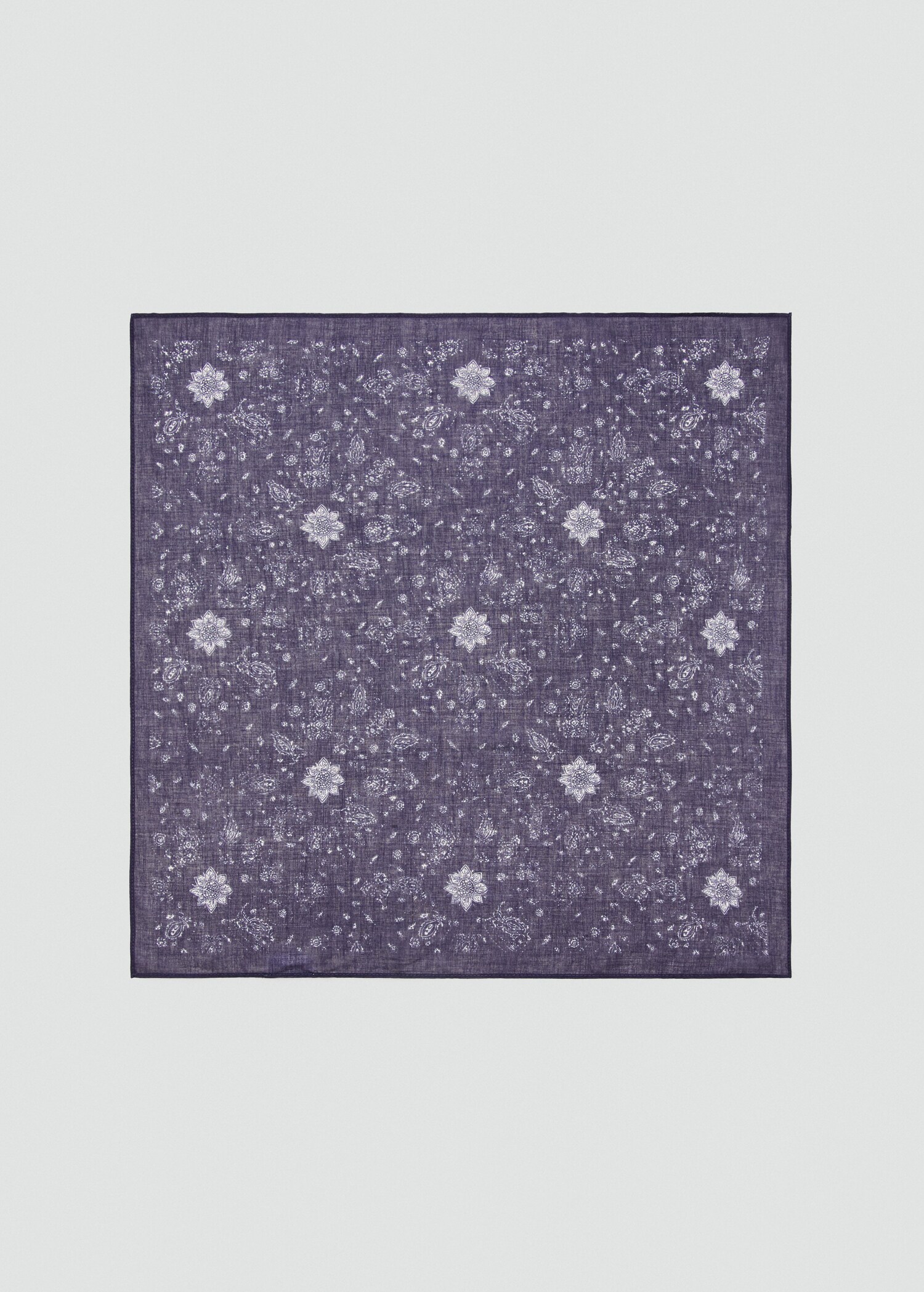 Платок с принтом пейсли - Изделие без модели