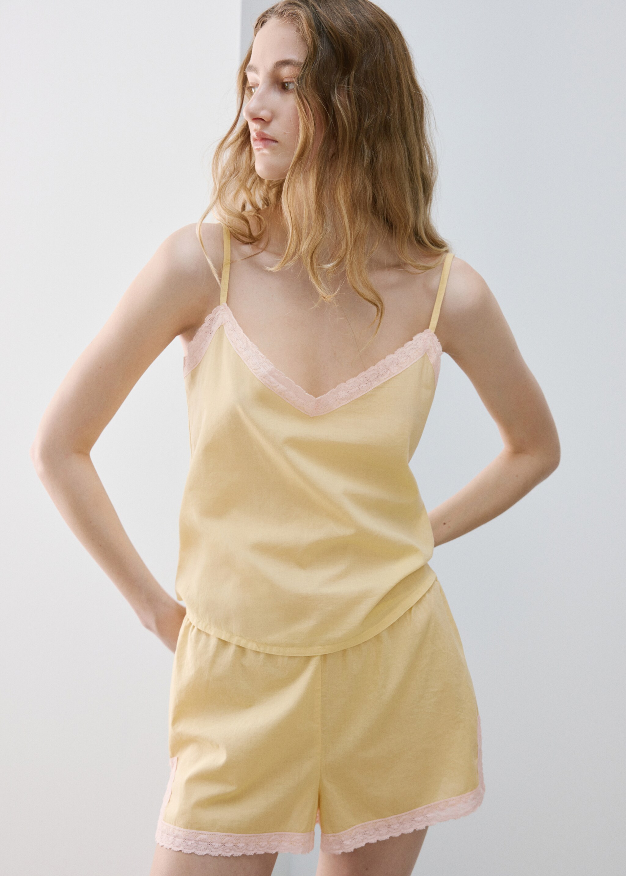 100% cotton pyjama shorts - Details of the article 1, Pastel Yellow. Ref: 27045974-00.
