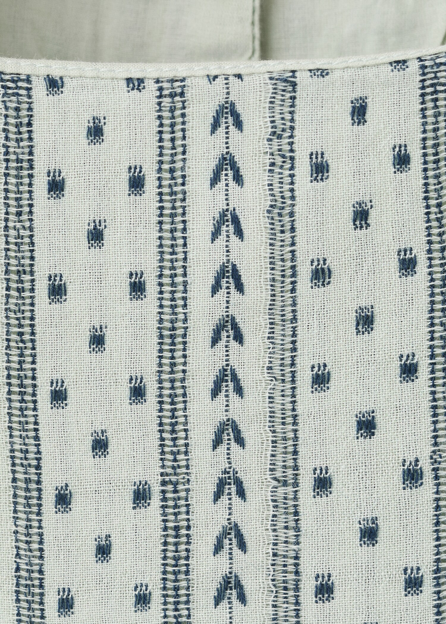 Vestido corto detalle volantes - Detalle del artículo 8