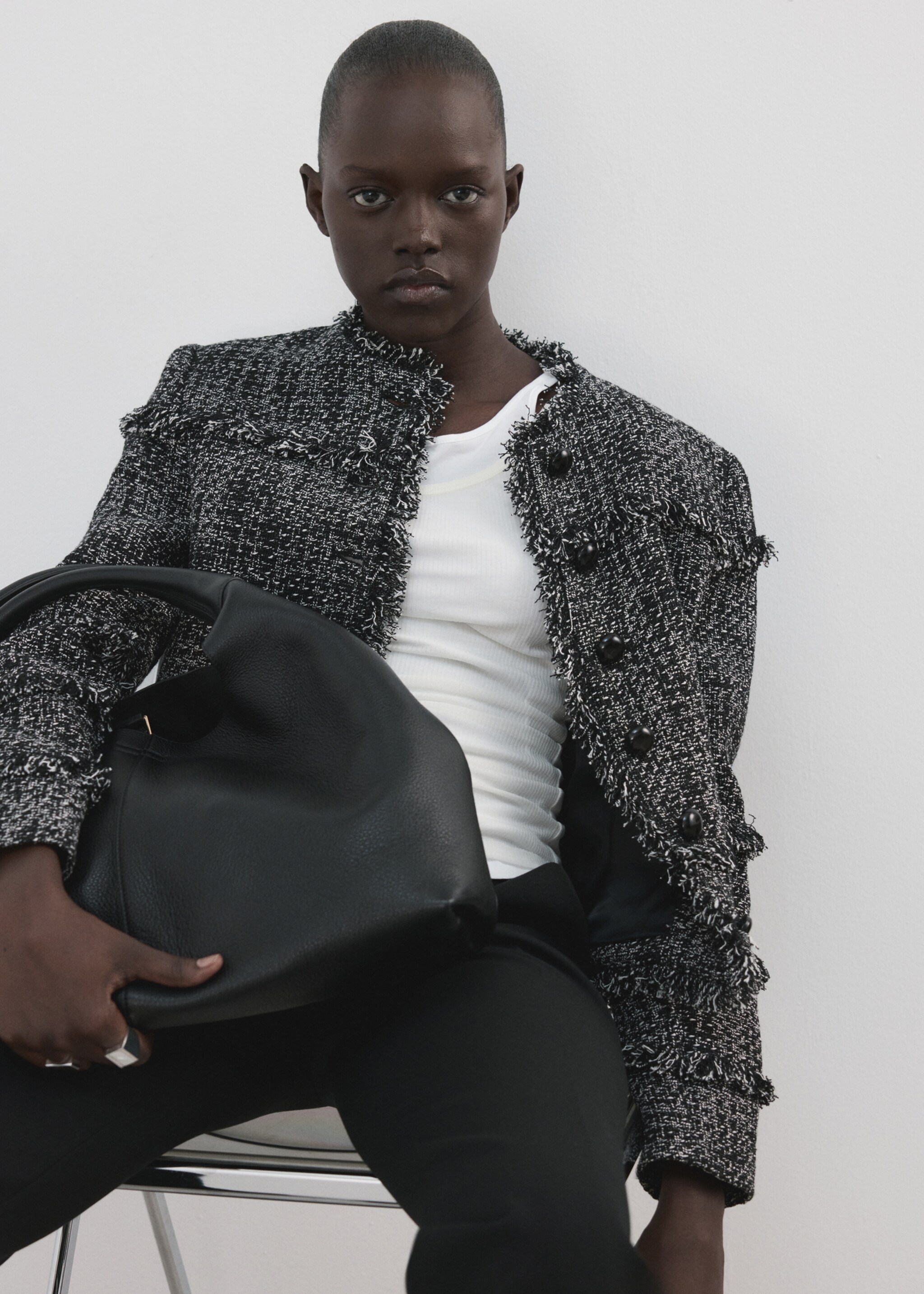 Tweed jacket with frayed ends - Details of the article 2, Black. Ref: 27046362-00.
