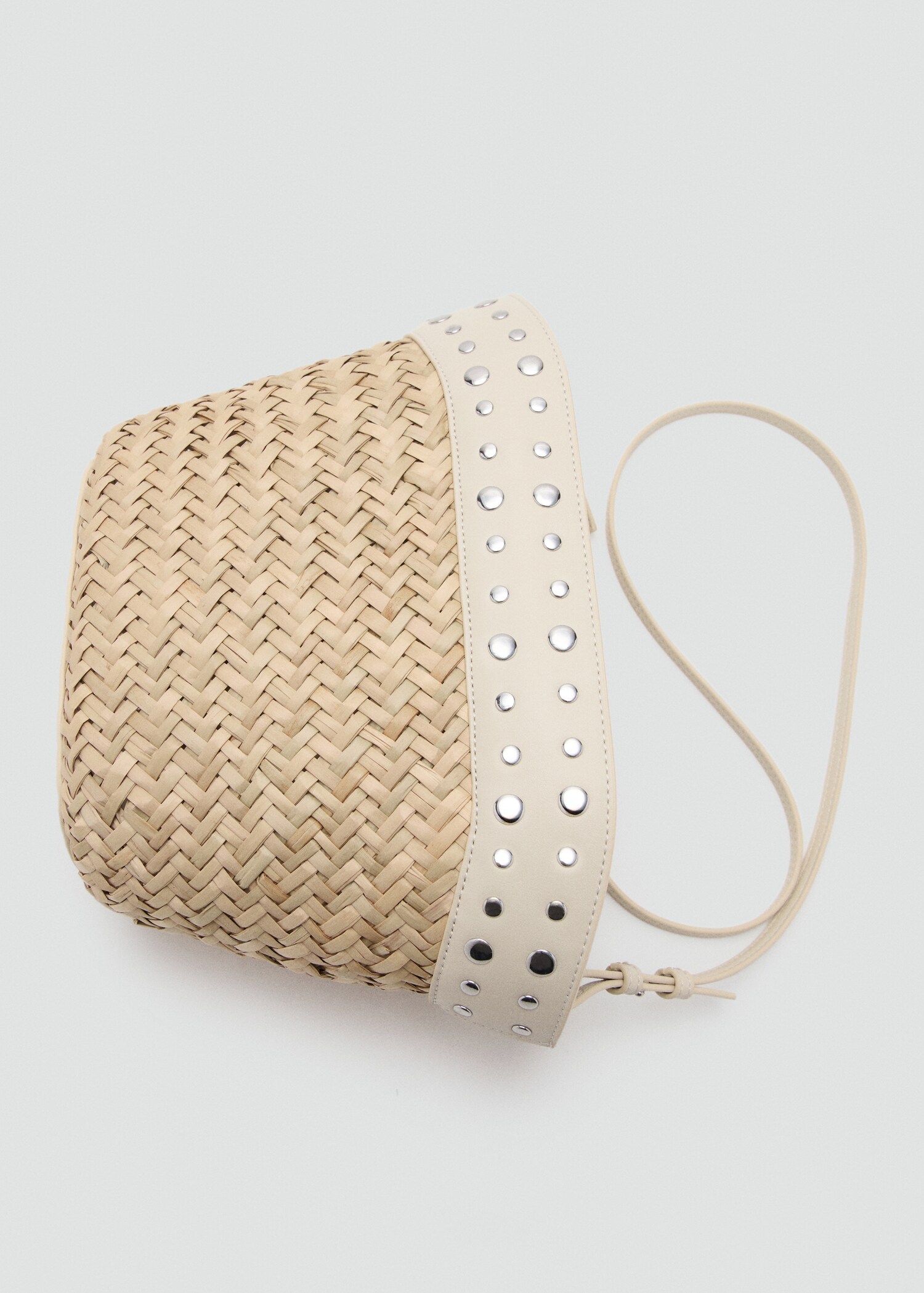 Raffia handbag with studs - Details of the article 3