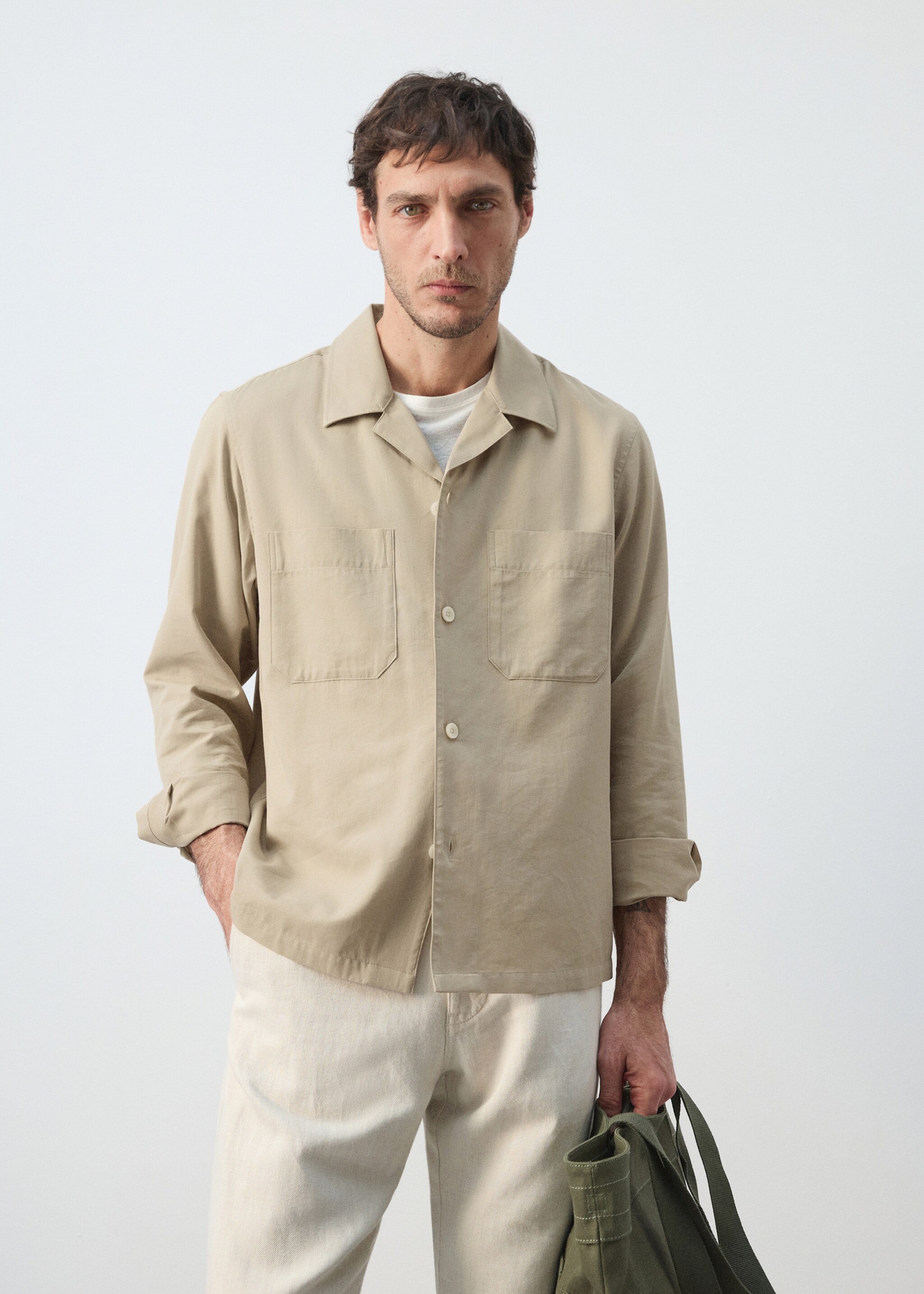 قميص علوي من القطن بياقة بولينغ - رؤية وسط, بيج. Ref: 27046711-00.