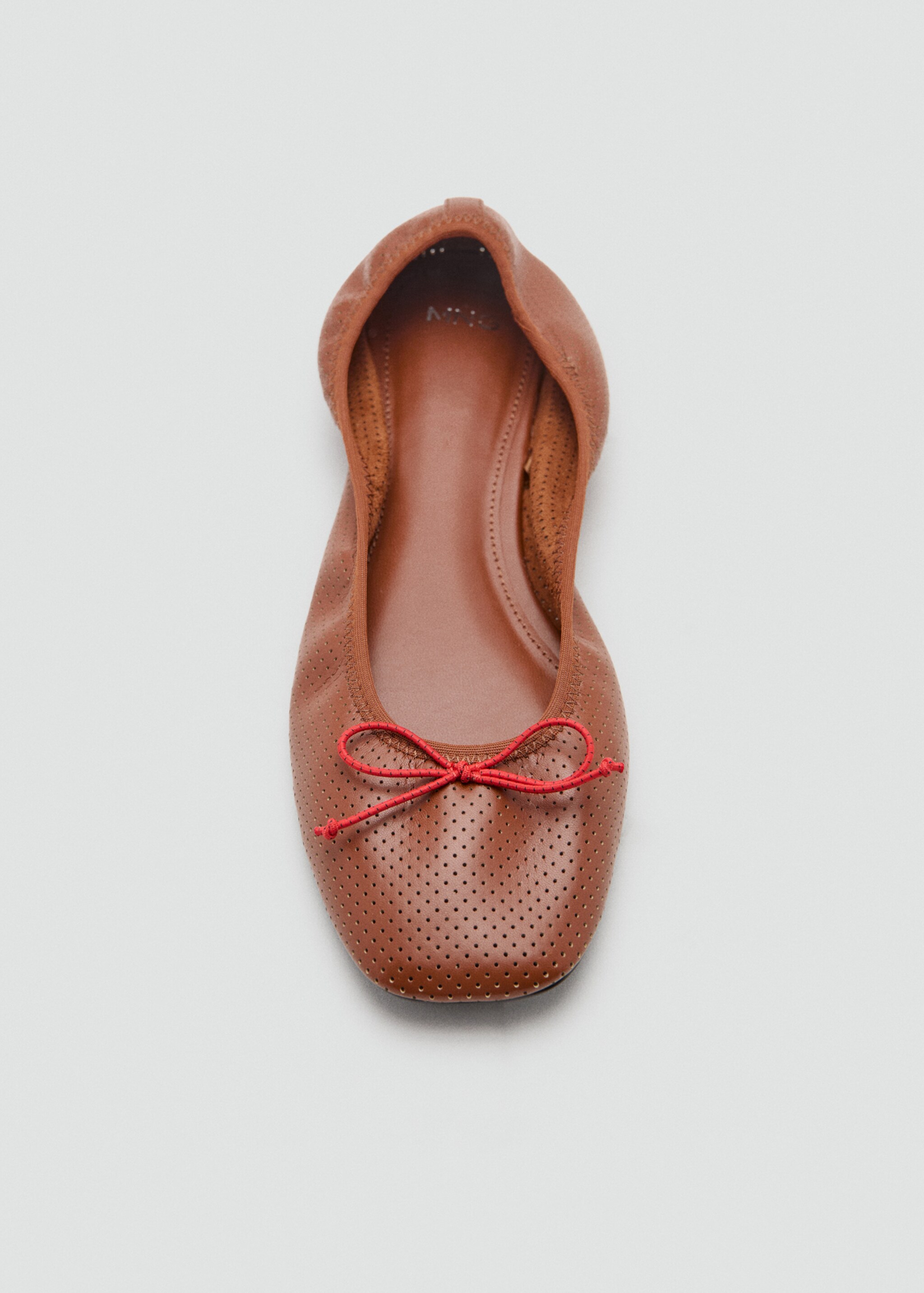 Cut-out bow ballerinas - Details of the article 2, Cognac. Ref: 27046727-00.