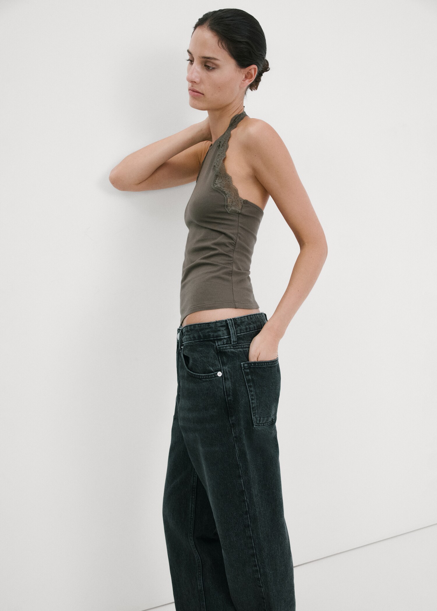 Top ribetes encaje - Plano medio