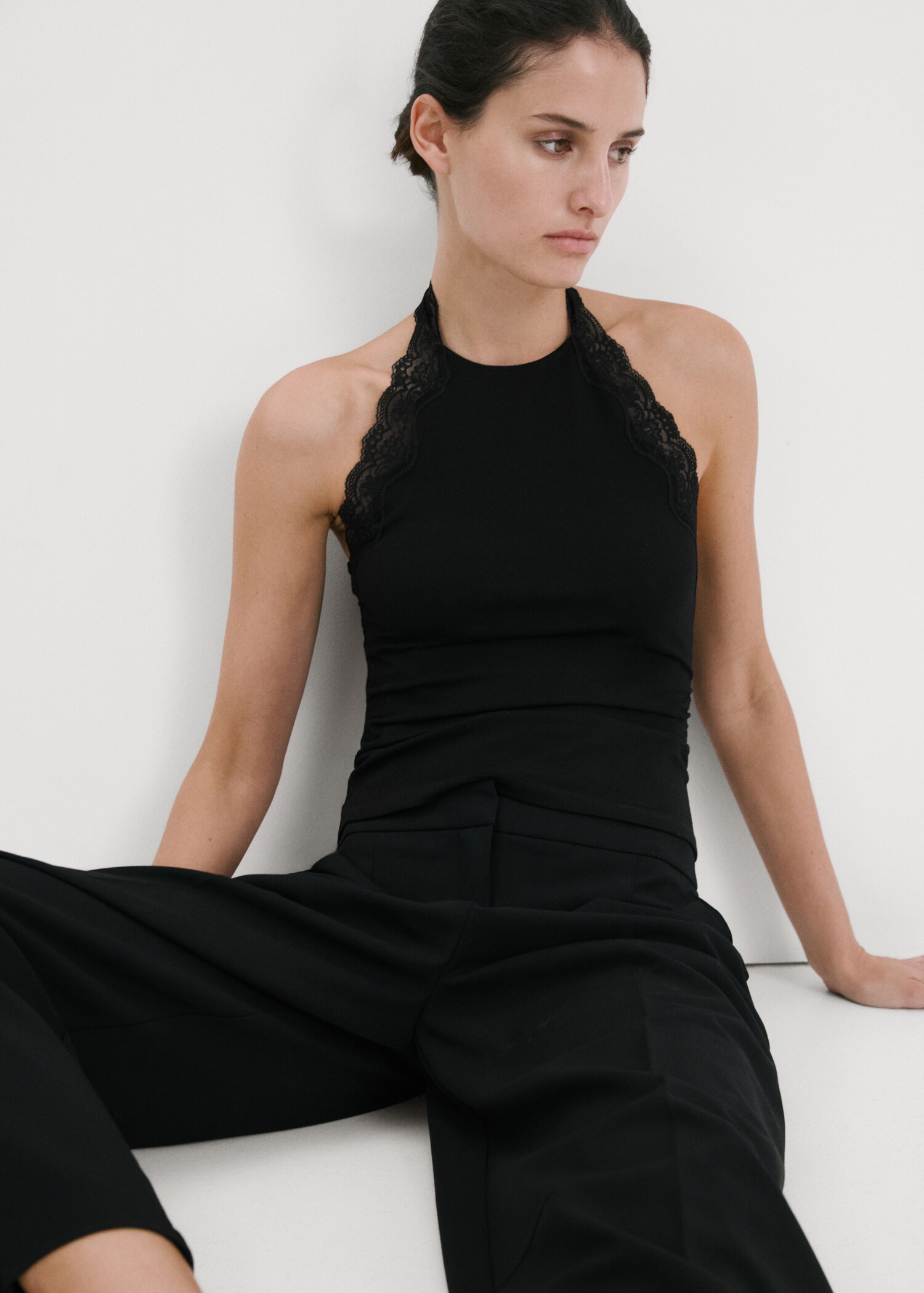 Top ribetes encaje - Plano medio