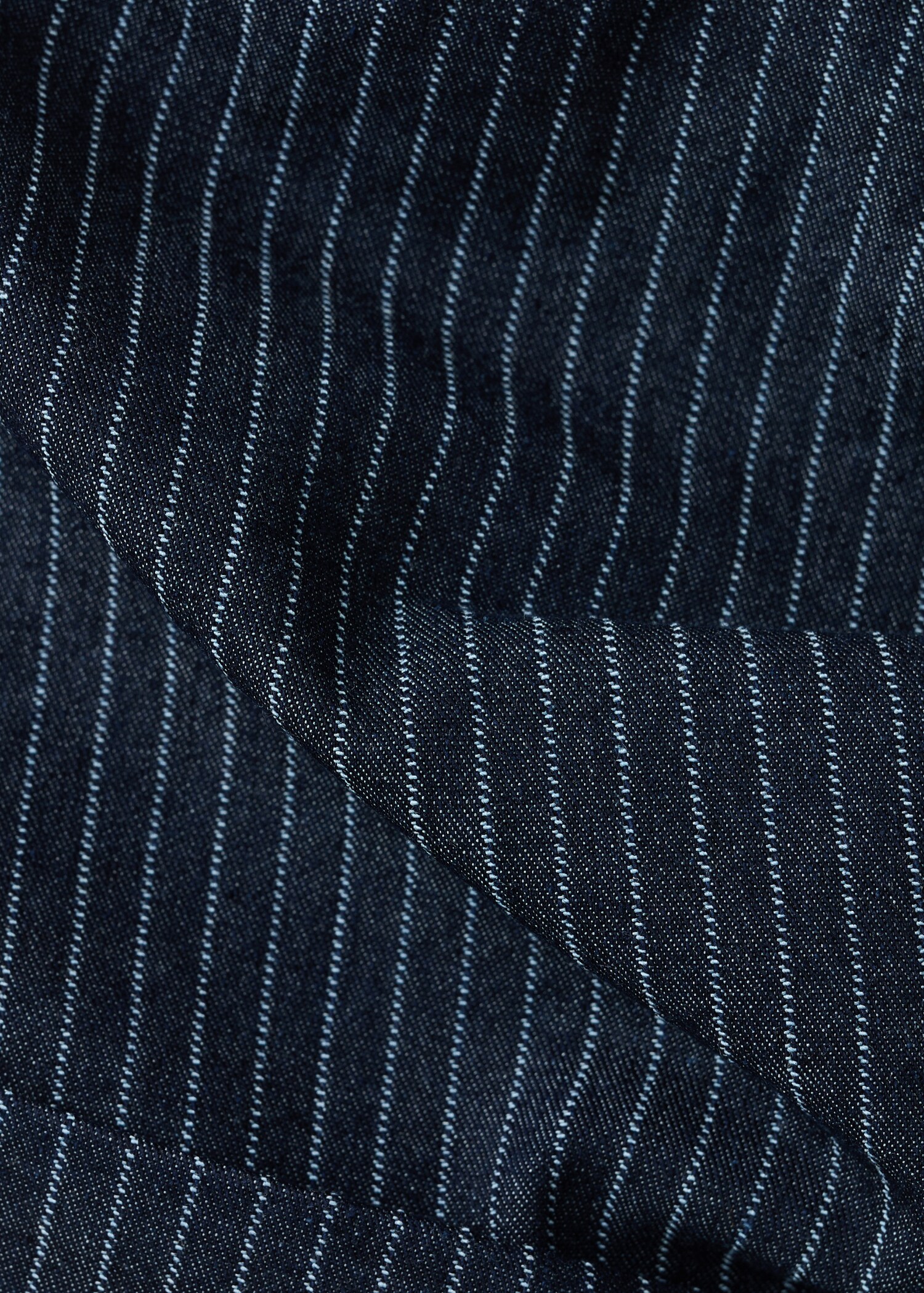 Asymmetric bandeau top - Details of the article 8