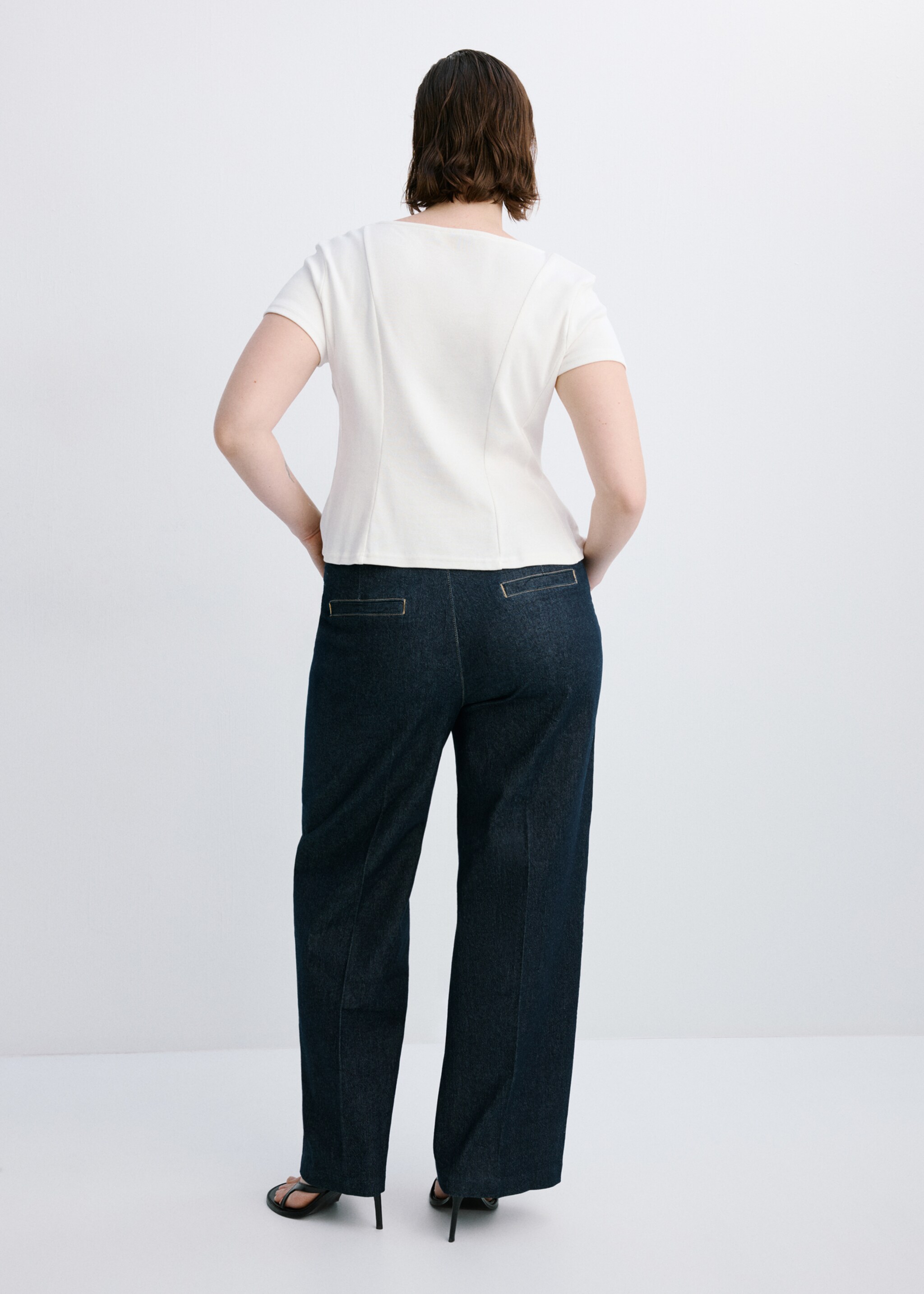 Wide-leg jeans with side buttons - Details of the article 4, Open Blue. Ref: 27047152-00.