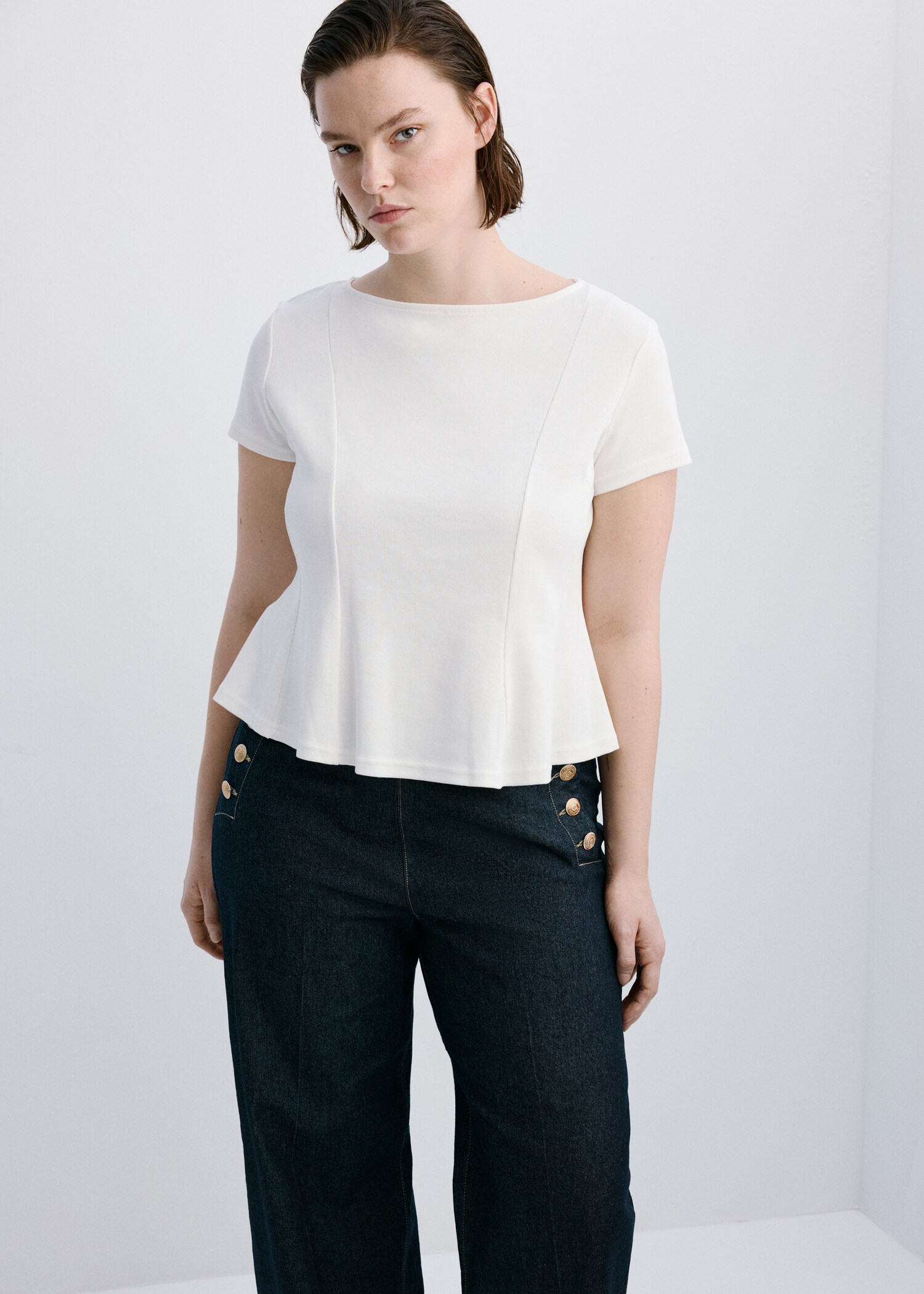 Wide-leg jeans with side buttons - Details of the article 5