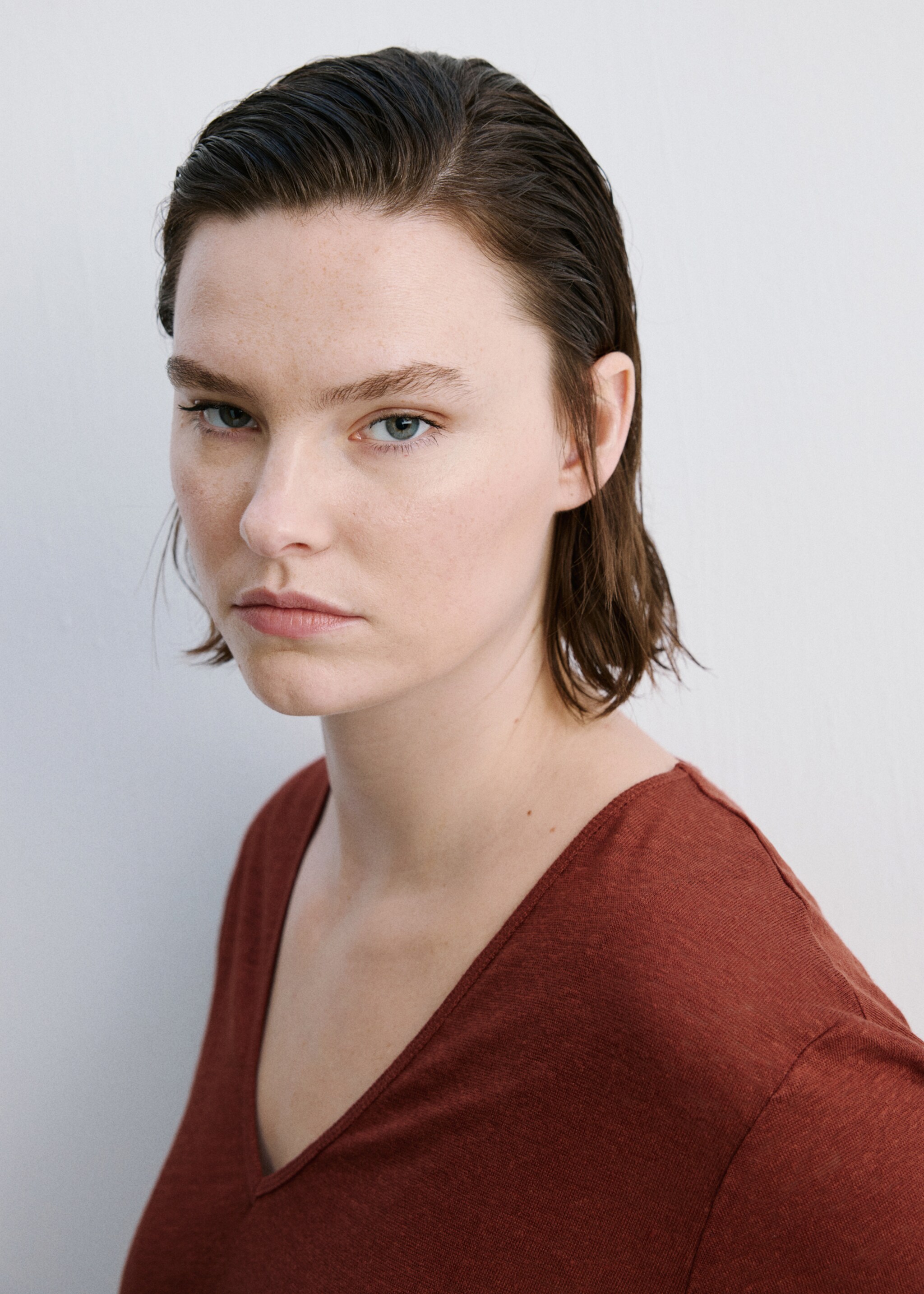 Linen-blend crop T-shirt - Details of the article 4, Russet. Ref: 27047153-00.