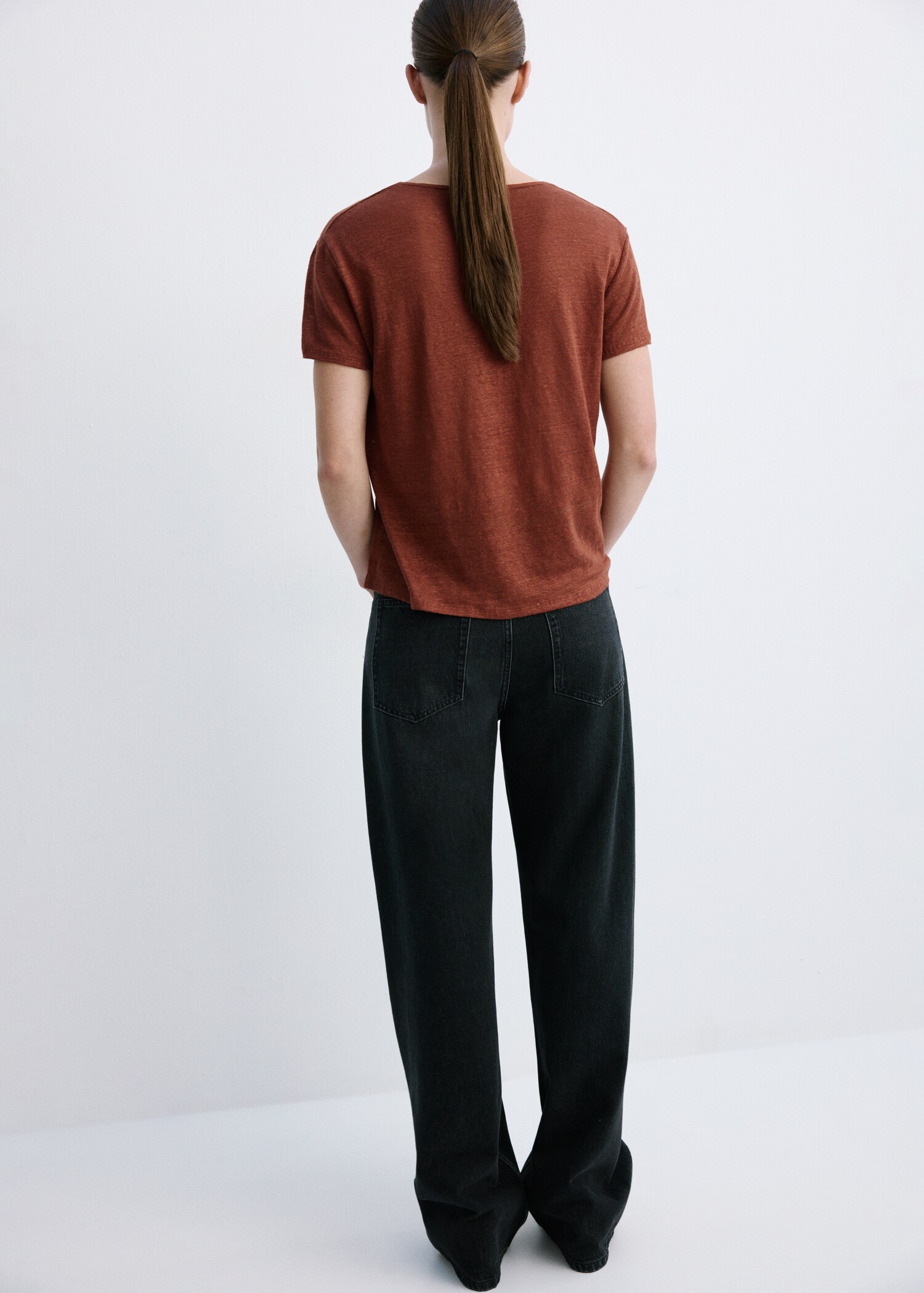 Linen-blend crop T-shirt - Reverse of the article