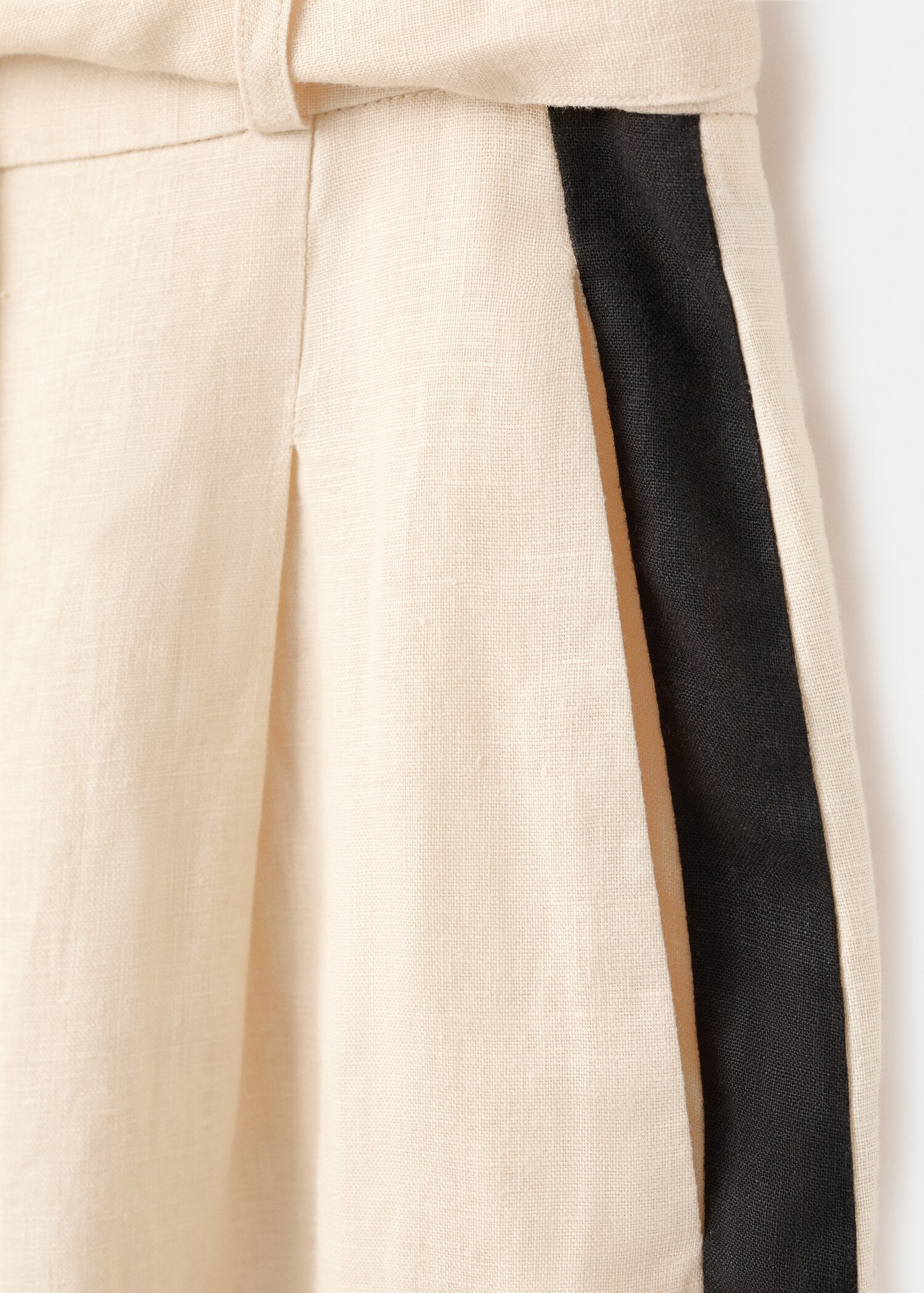 Trousers butter - Details of the article 0
