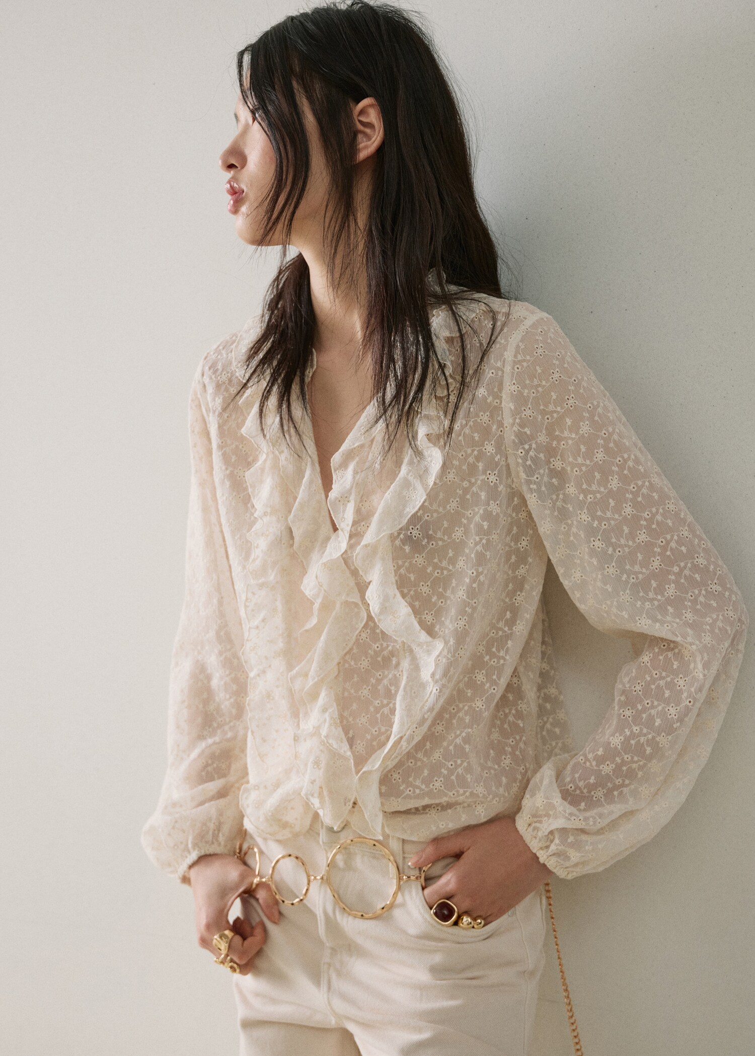 Ruffled embroidered blouse - Details of the article 2