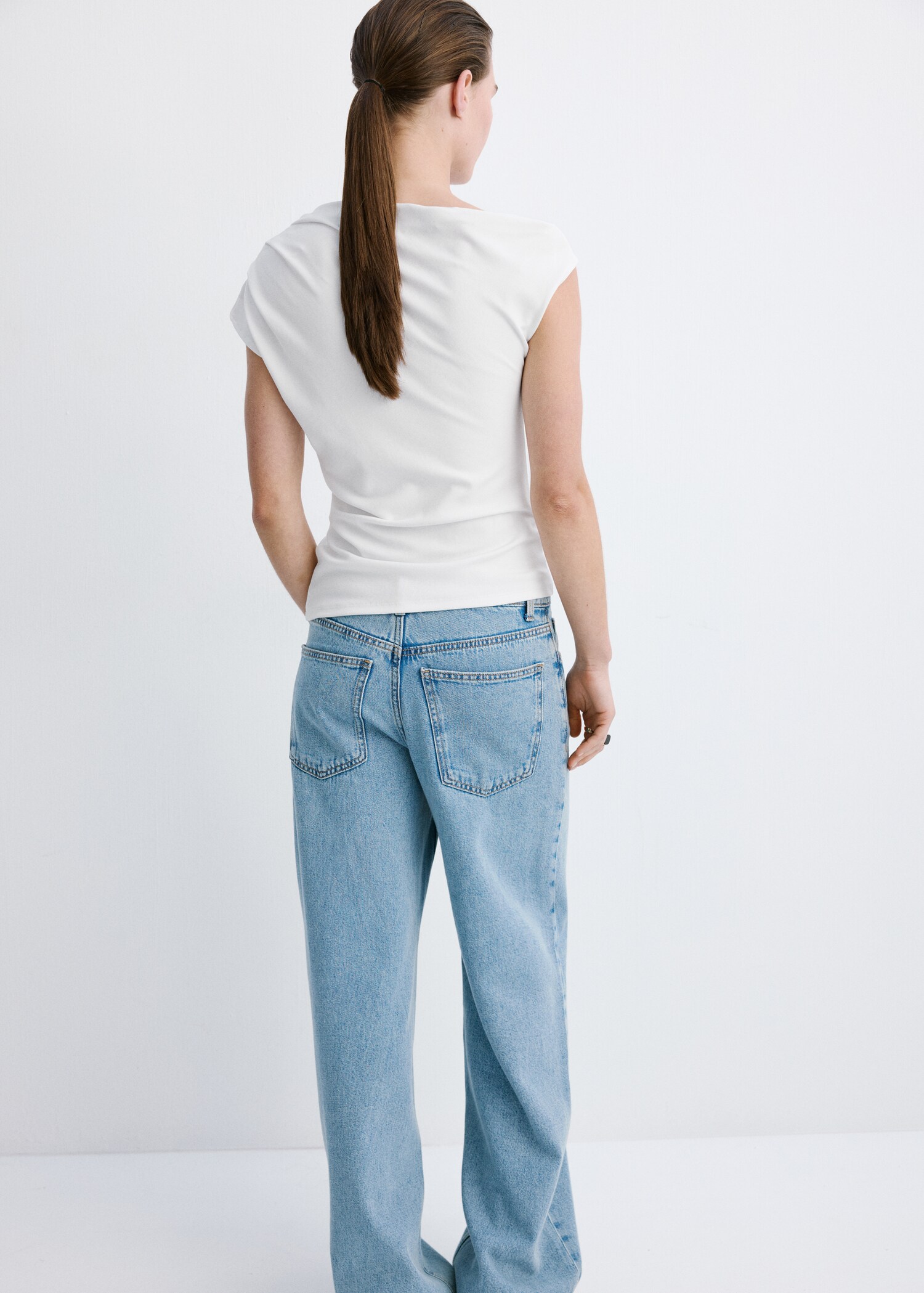 Asymmetric ruched top - Reverse of the article