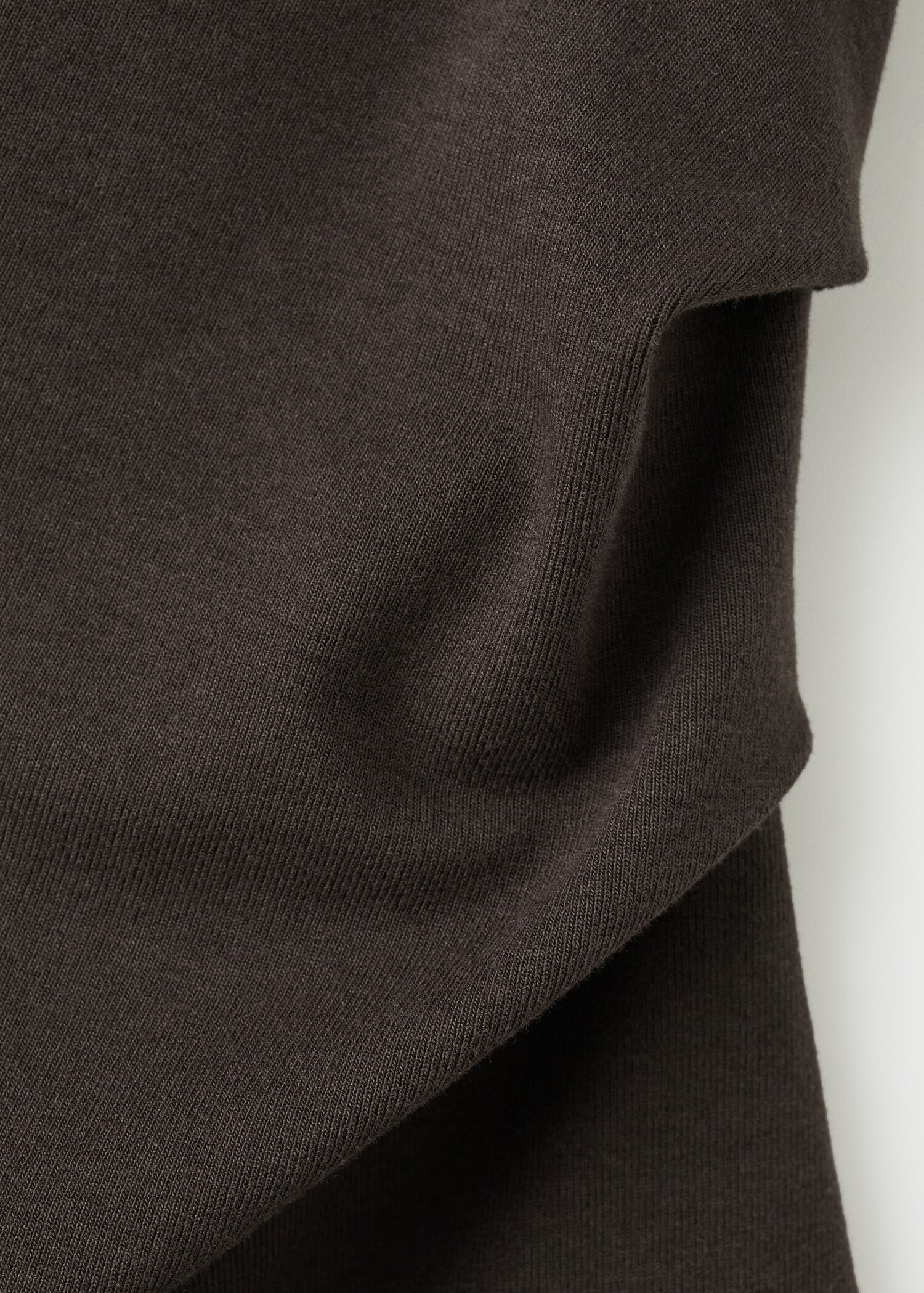 Asymmetric ruched top - Details of the article 0