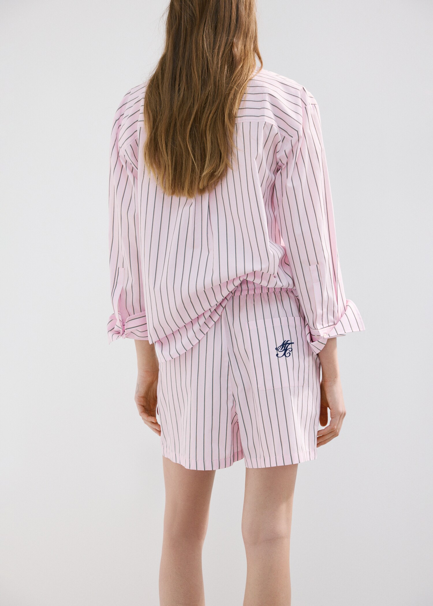 Striped poplin shirt with embroidered message - Reverse of the article