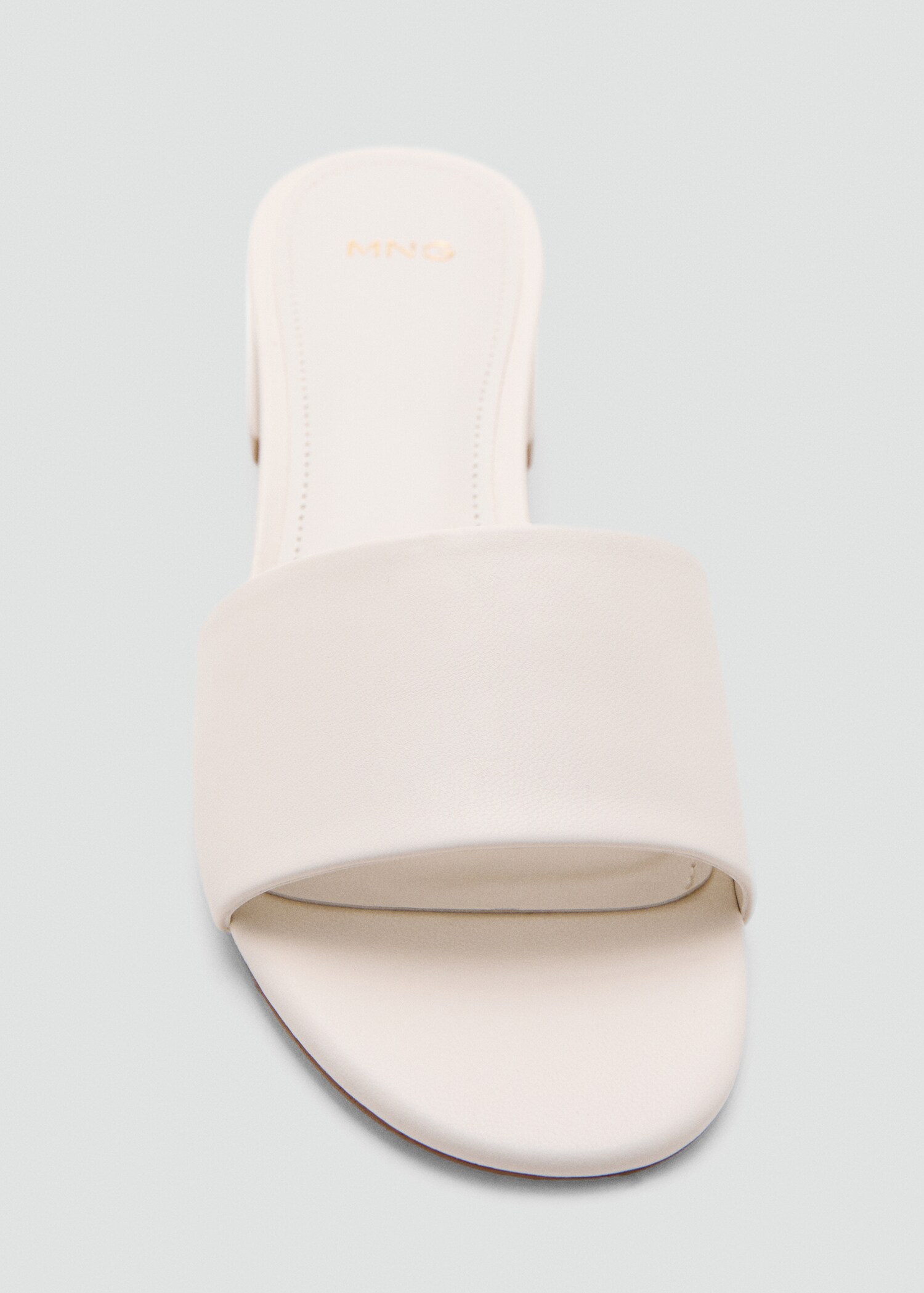 صندل بكعب بلوك مع حزام - تفاصيل المنتج 2