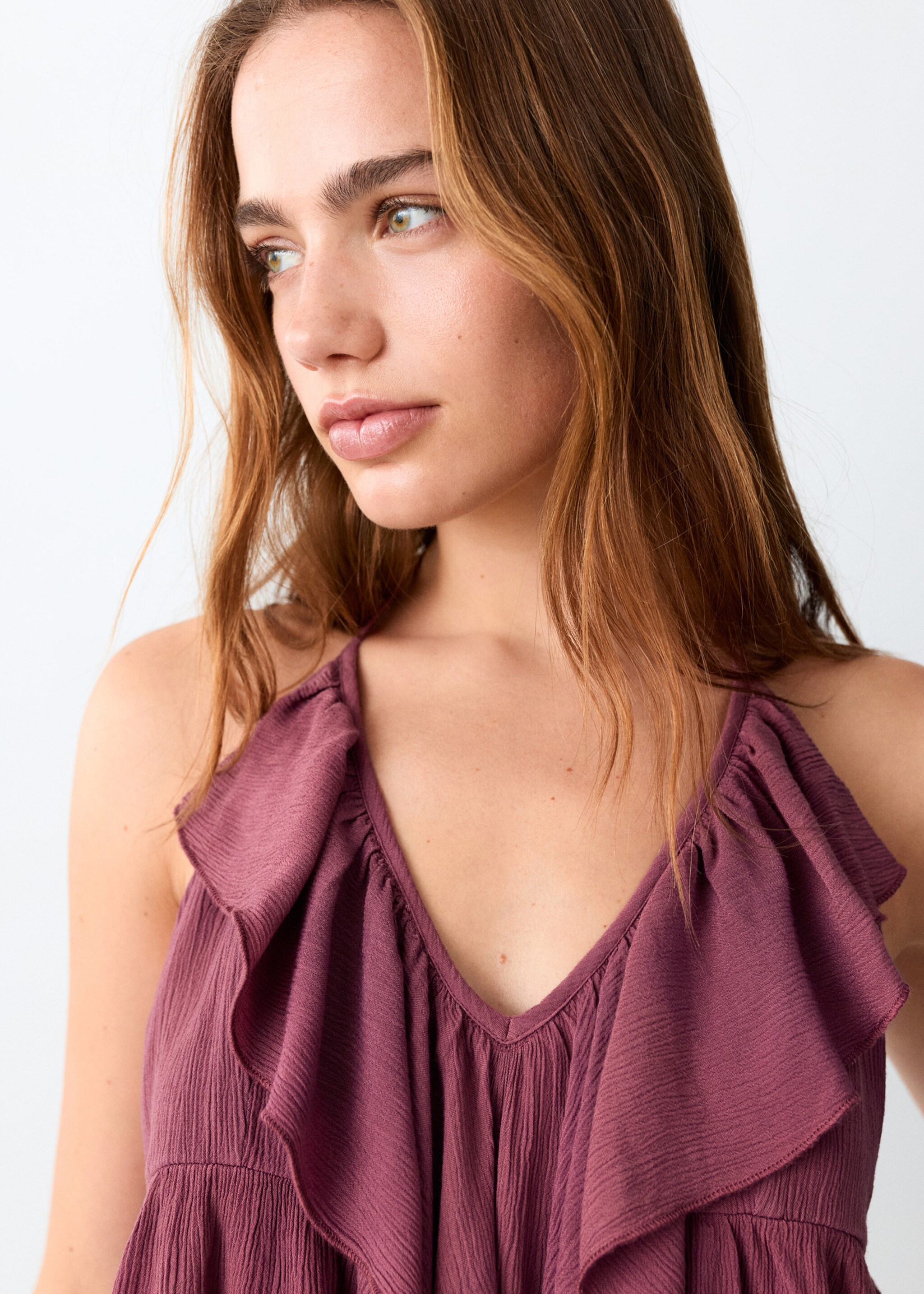 Halter neck ruffled top - Details of the article 1, Pastel Pink. Ref: 27047915-00.