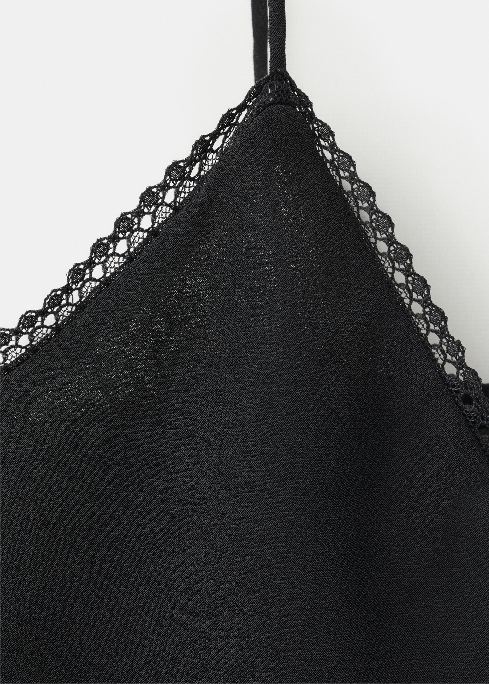 Detail beading top - Details of the article 8, Black. Ref: 27047916-00.