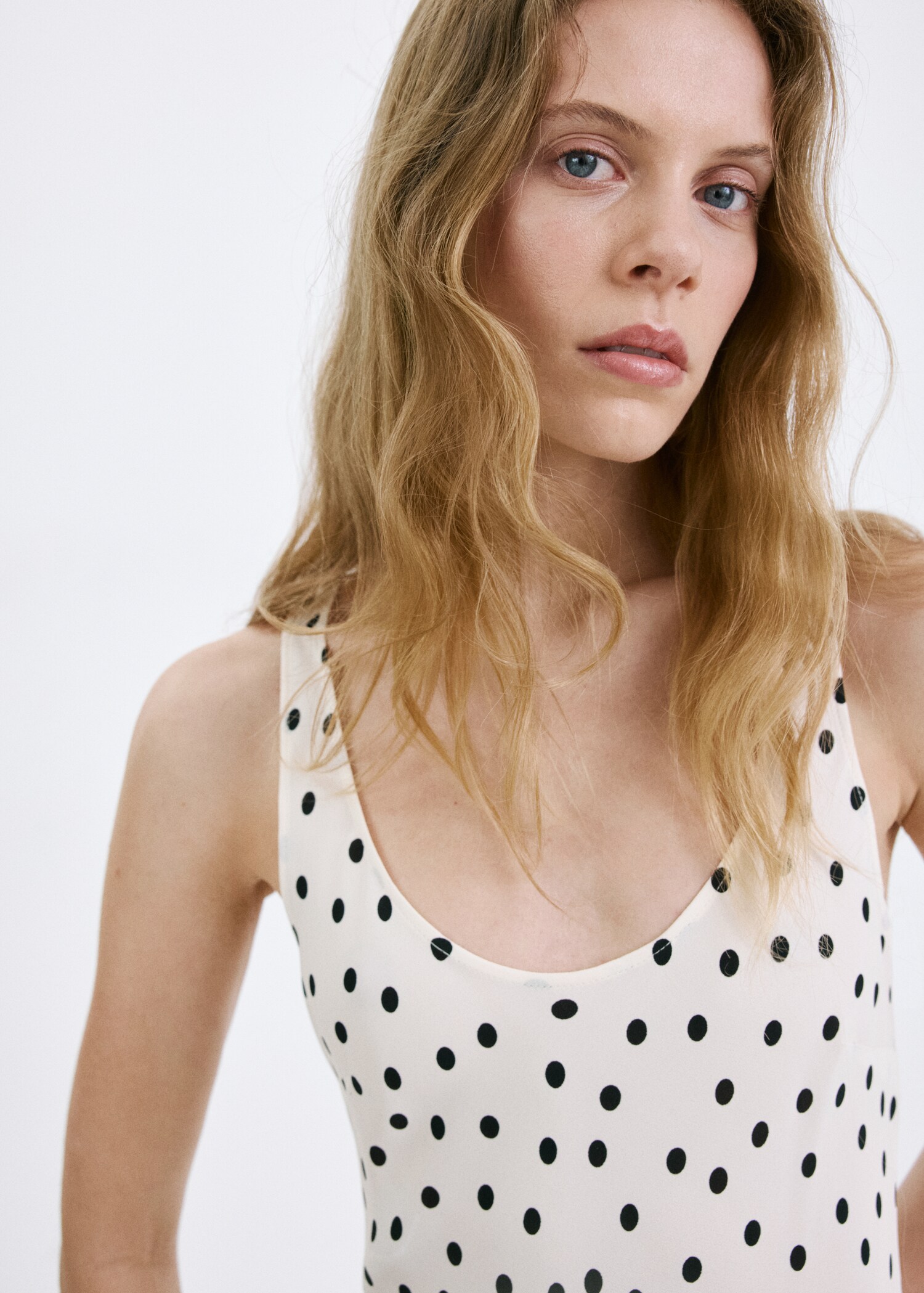 Polka dot midi dress - Details of the article 1