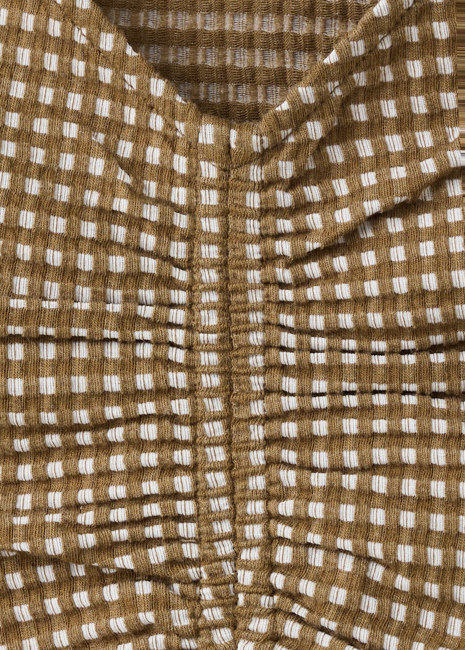 Ruched fitted top - Details of the article 8