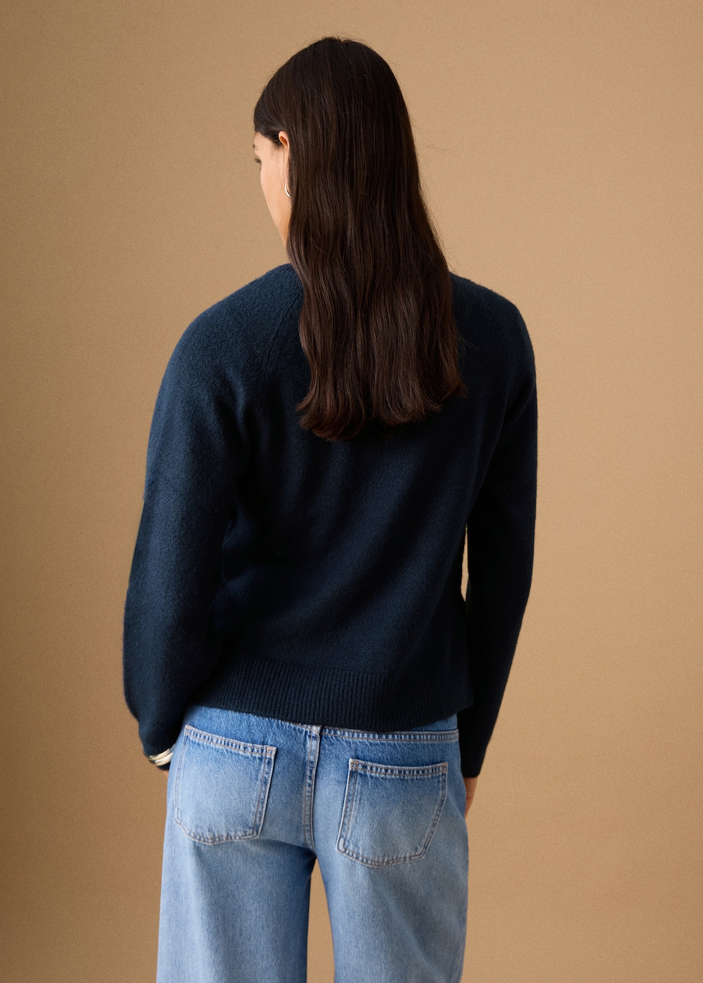 Buttons detail knit sweater