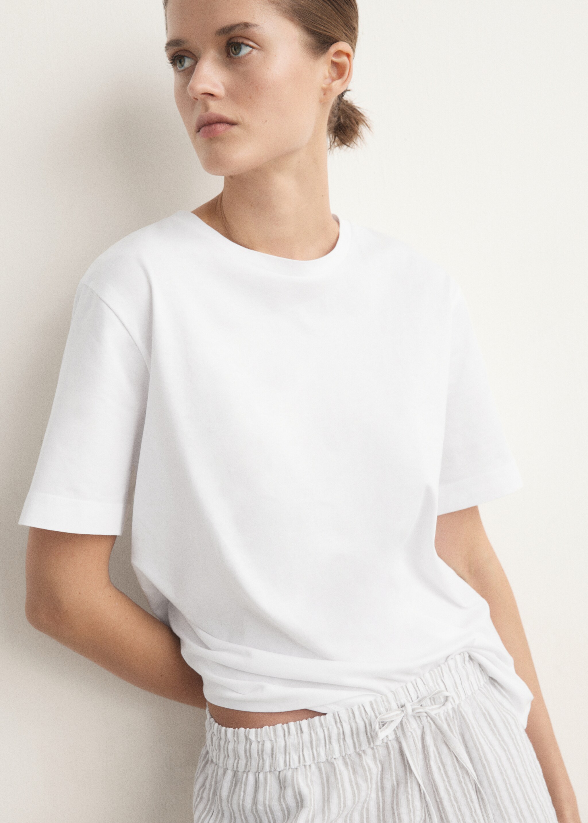 Pijama dos piezas raya algodón manga corta - Plano medio, Gris. Ref: 27051218-00.