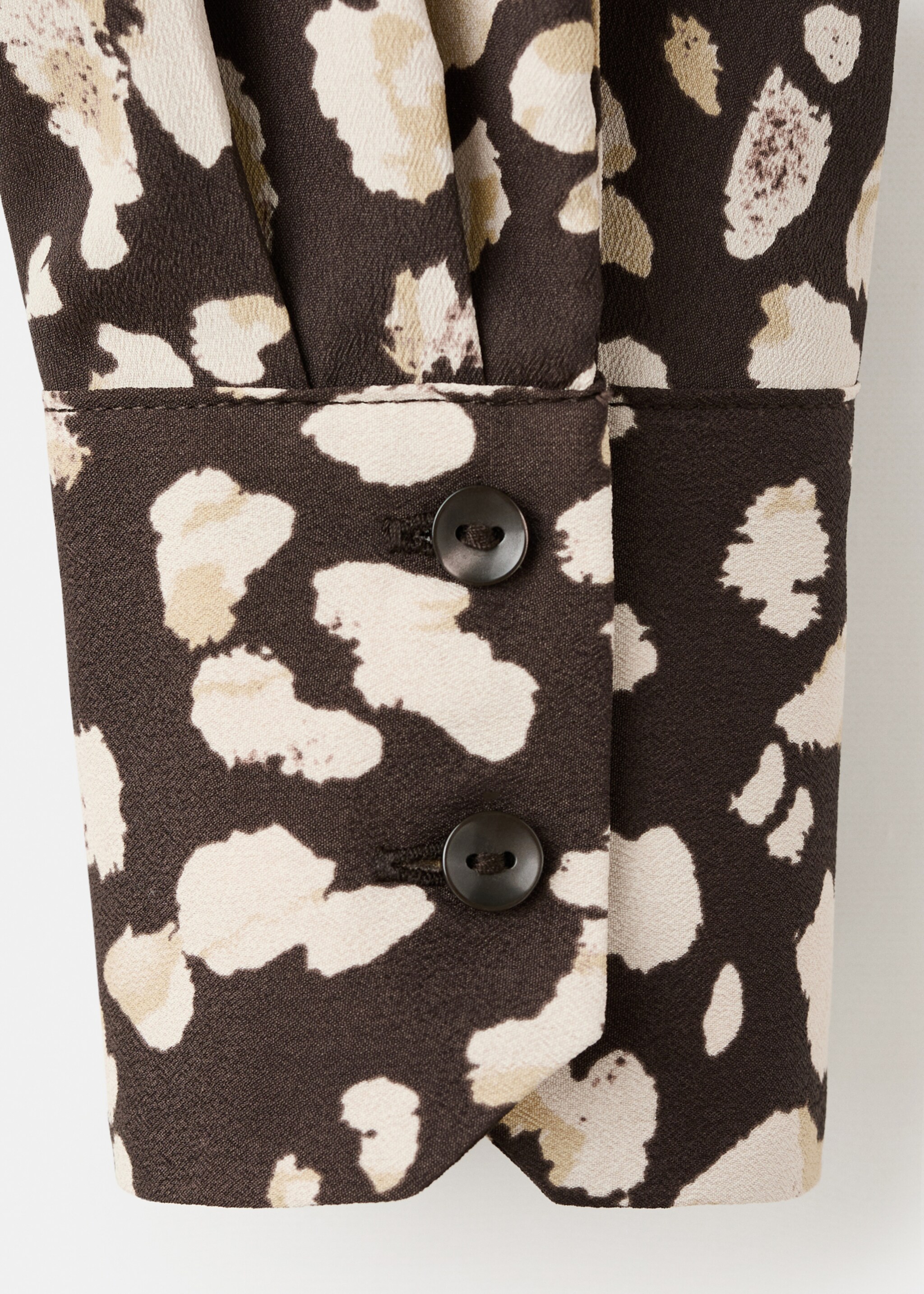 Straight-cut animal-print blouse - Details of the article 0, Brown. Ref: 27051236-00.