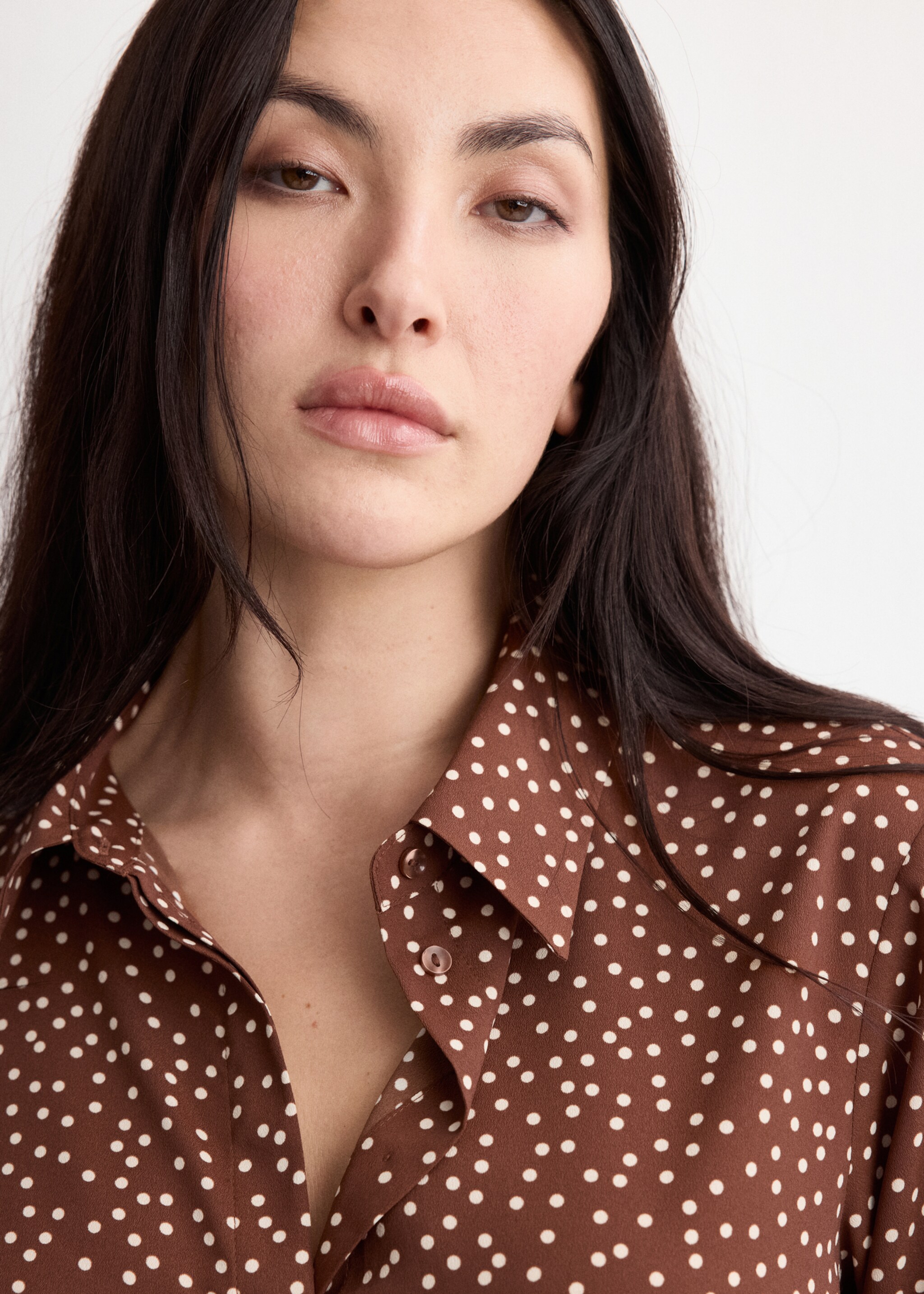 Рубашка прямого кроя с анималистичным принтом - Деталь изделия 4, Табачно-коричневый. Ref: 27051236-00.