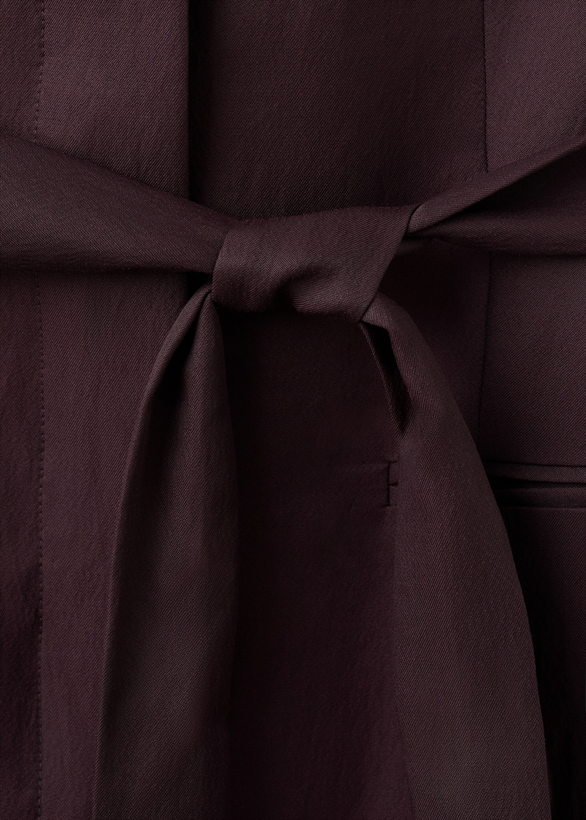 Lyocell dress with belt - Details of the article 8, Burgundy. Ref: 27051247-00.