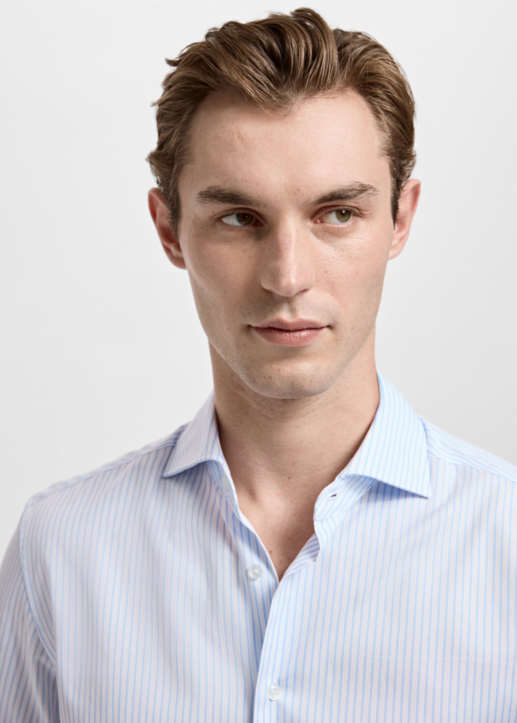 Πουκάμισο κουστούμι slim fit βαμβάκι ρίγες - Λεπτομέρεια του προϊόντος 1, Γαλάζιο. Ref: 27051262-00.