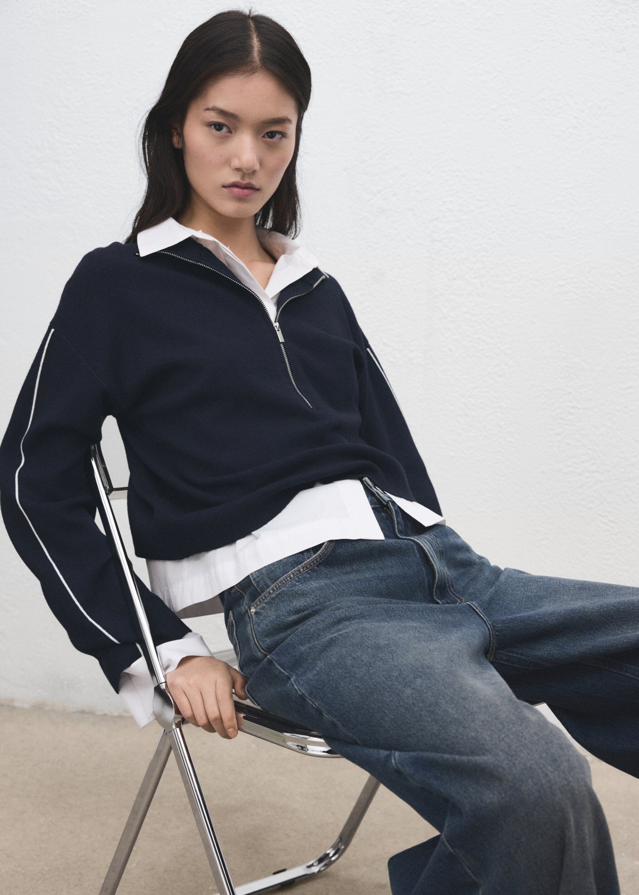 Zip neck contrast striped jumper - Details of the article 2, Navy. Ref: 27051263-00.