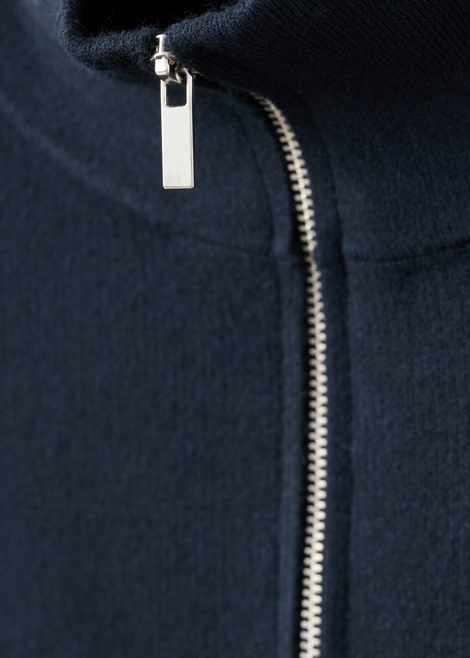 Zip neck contrast striped jumper - Details of the article 8