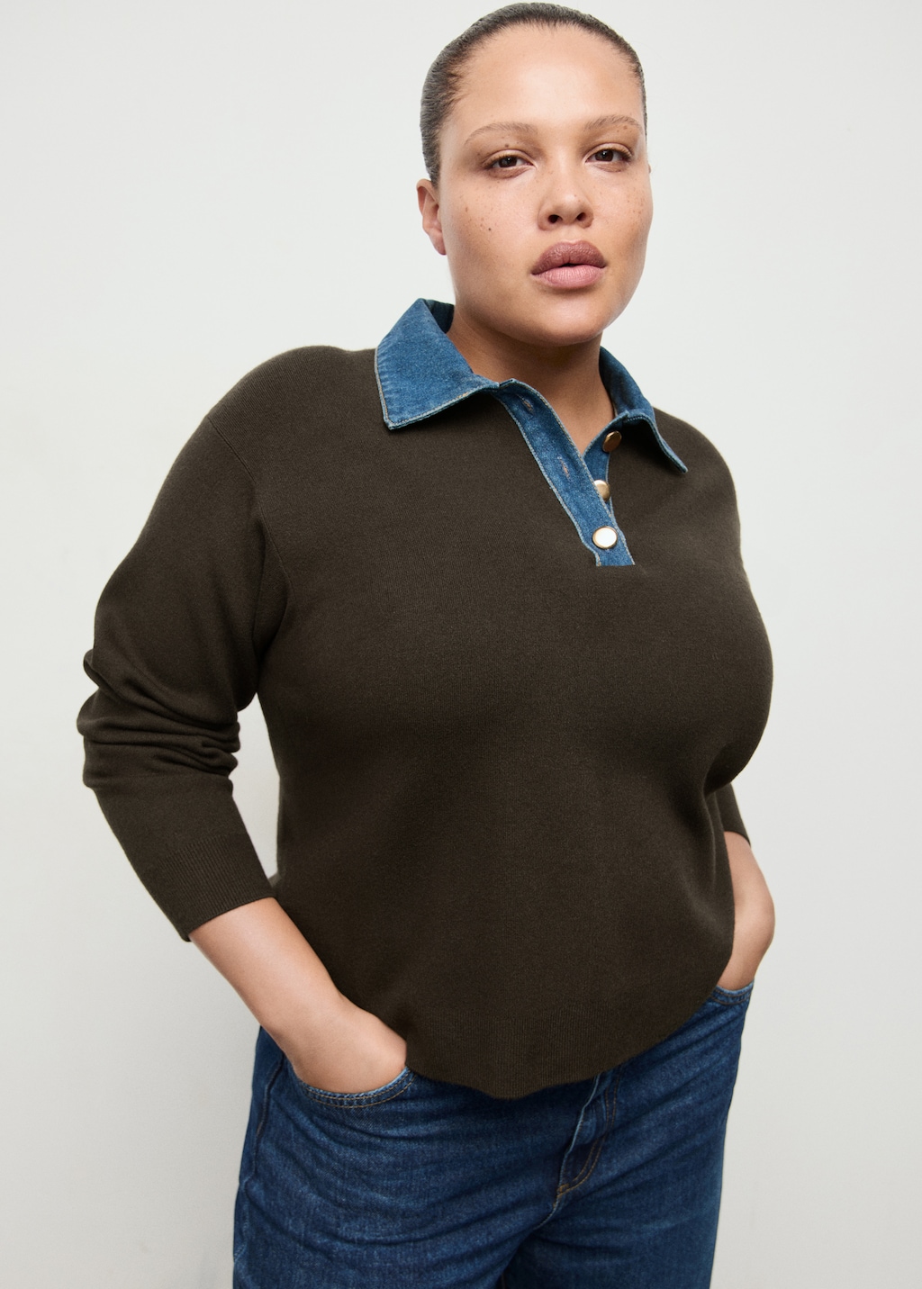 Combined shirt-collar sweater