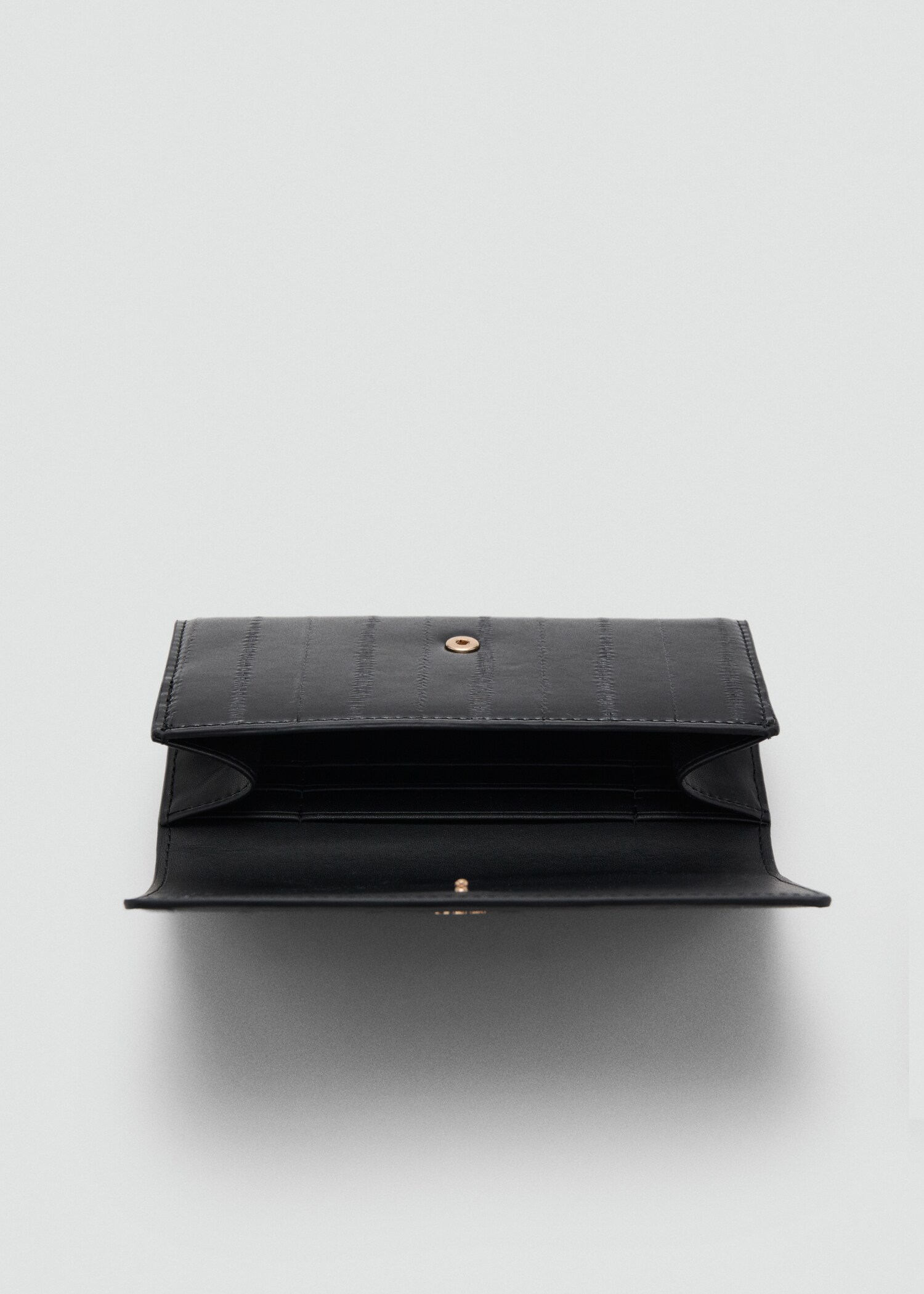Small textured wallet - Details of the article 2