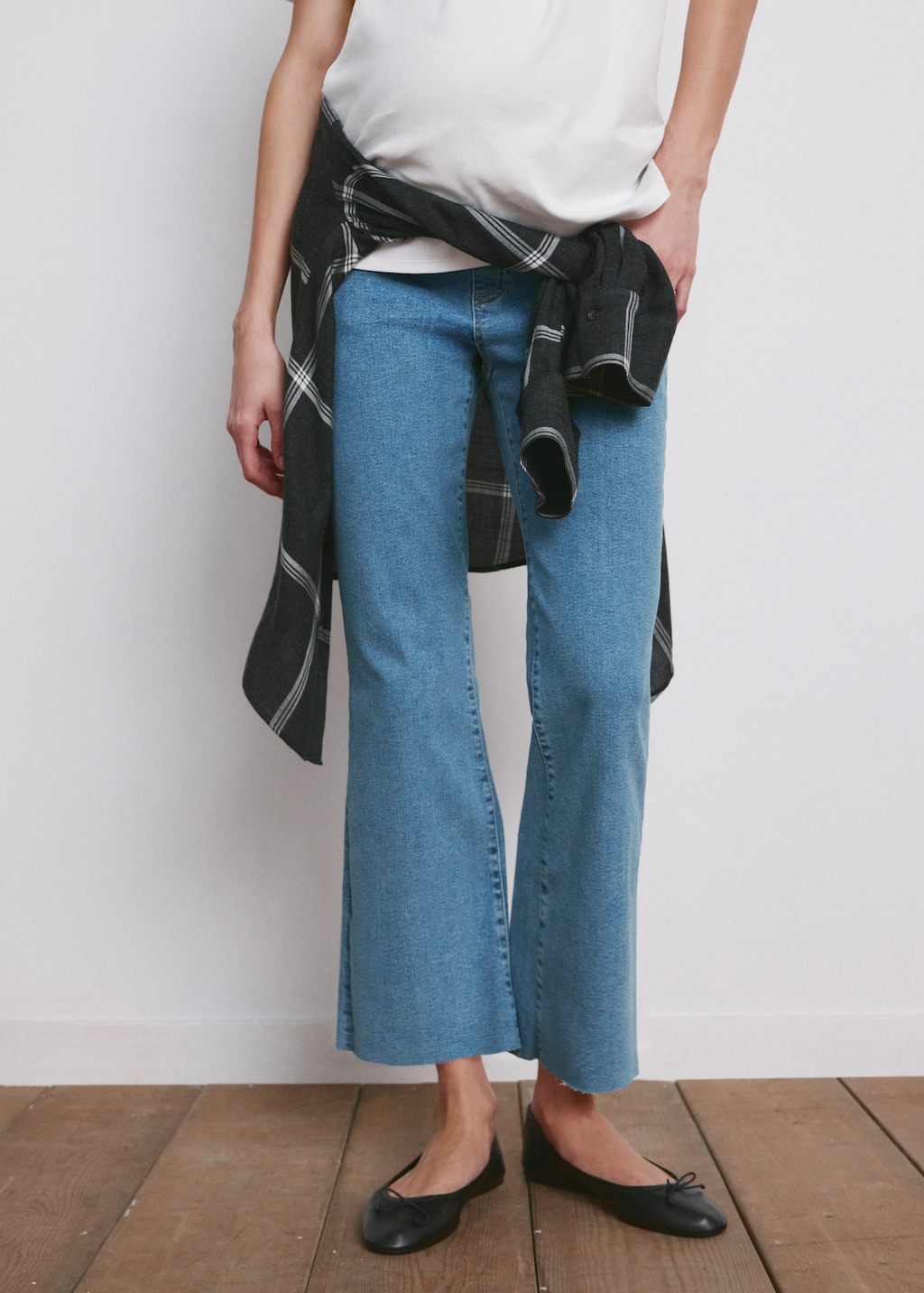 Mango Maternity flared cropped jeans