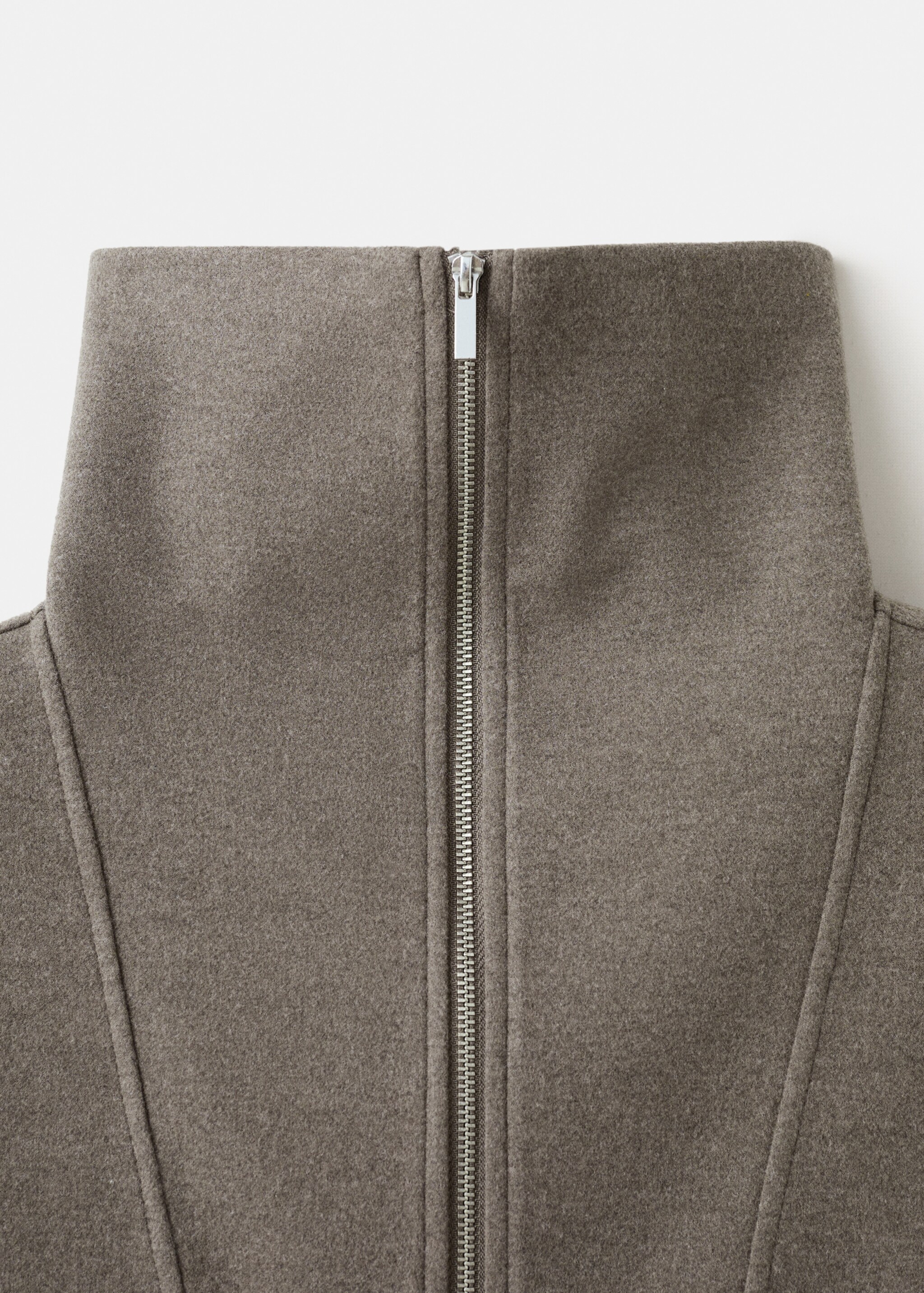 Turtleneck sweatshirt with zip - Details of the article 8, Medium Brown. Ref: 27051287-00.