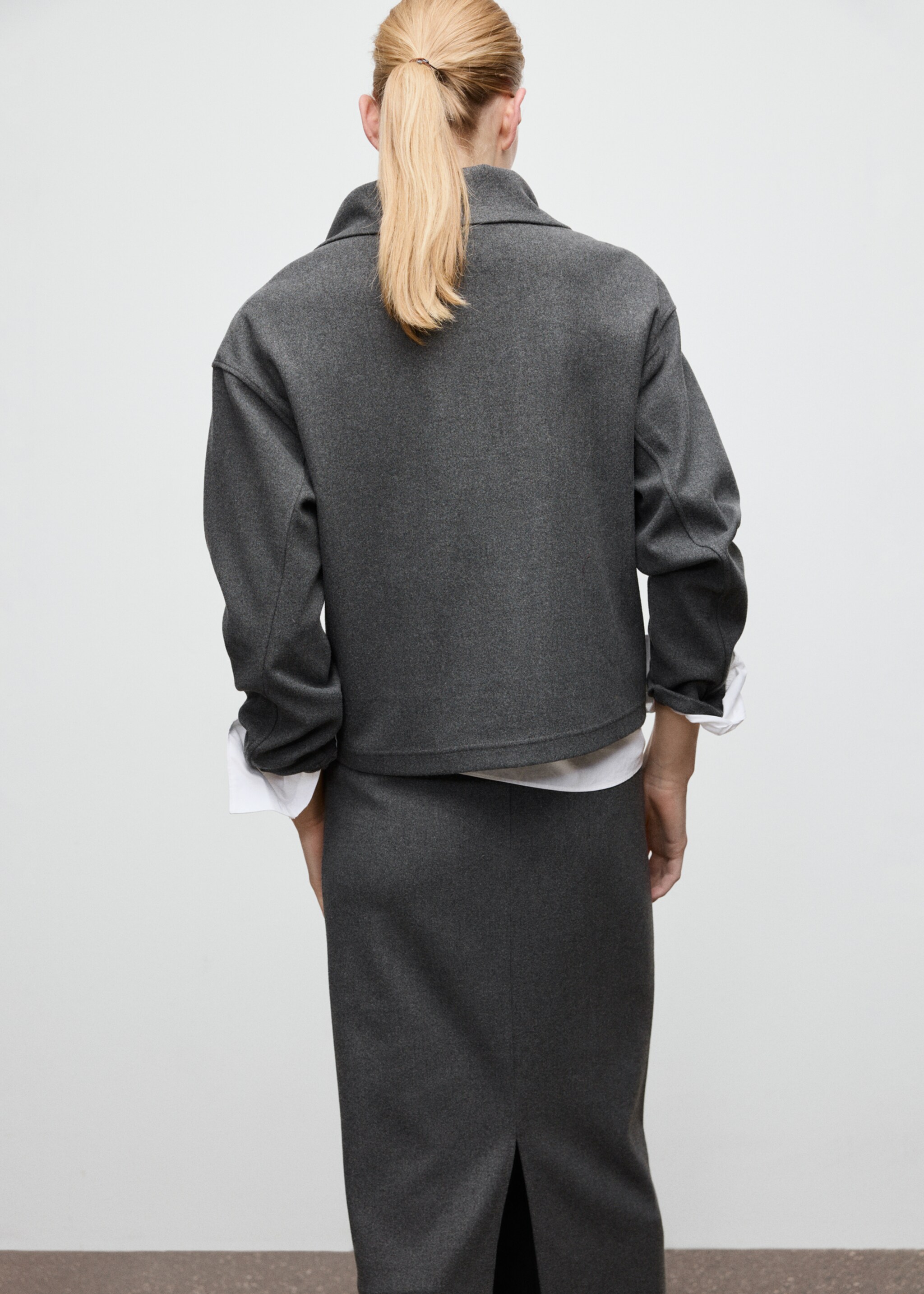 Turtleneck sweatshirt with zip - Reverse of the article, Dark Heather Grey. Ref: 27051287-00.
