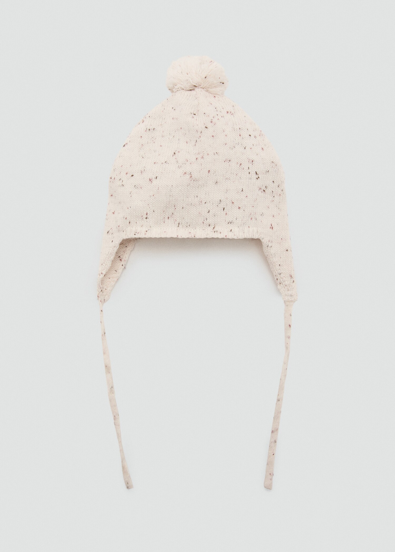 Knitted bobble hat - Article without model