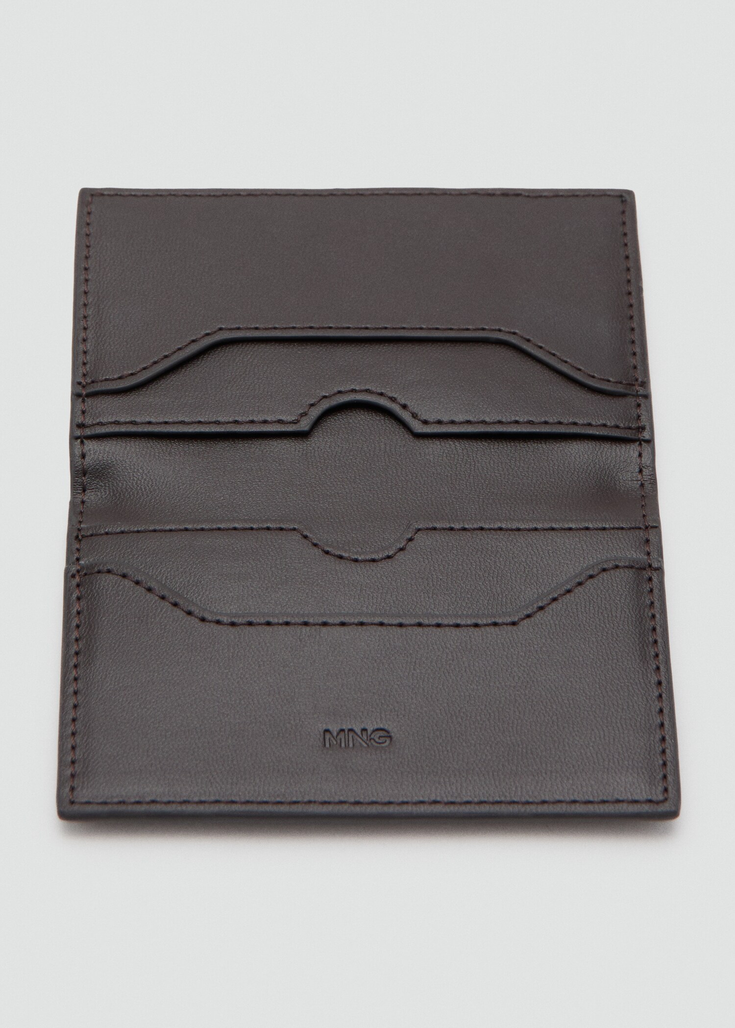 Suede cardholder with studs - Details of the article 1