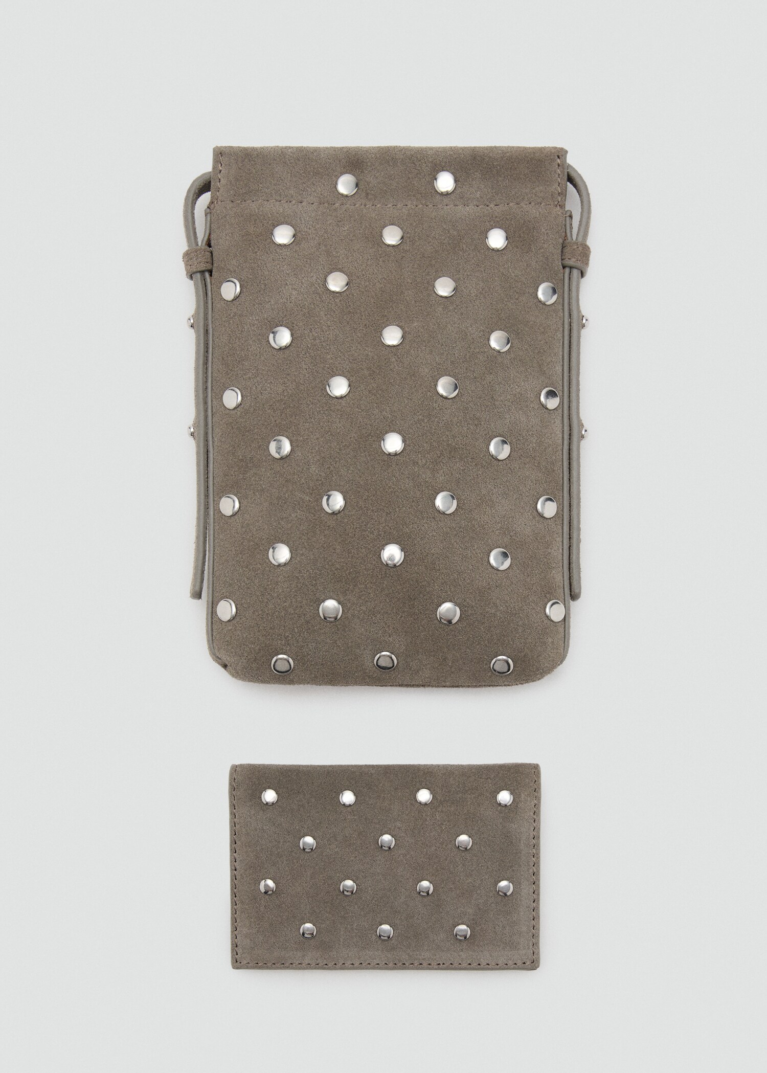 Suede cardholder with studs - Details of the article 2