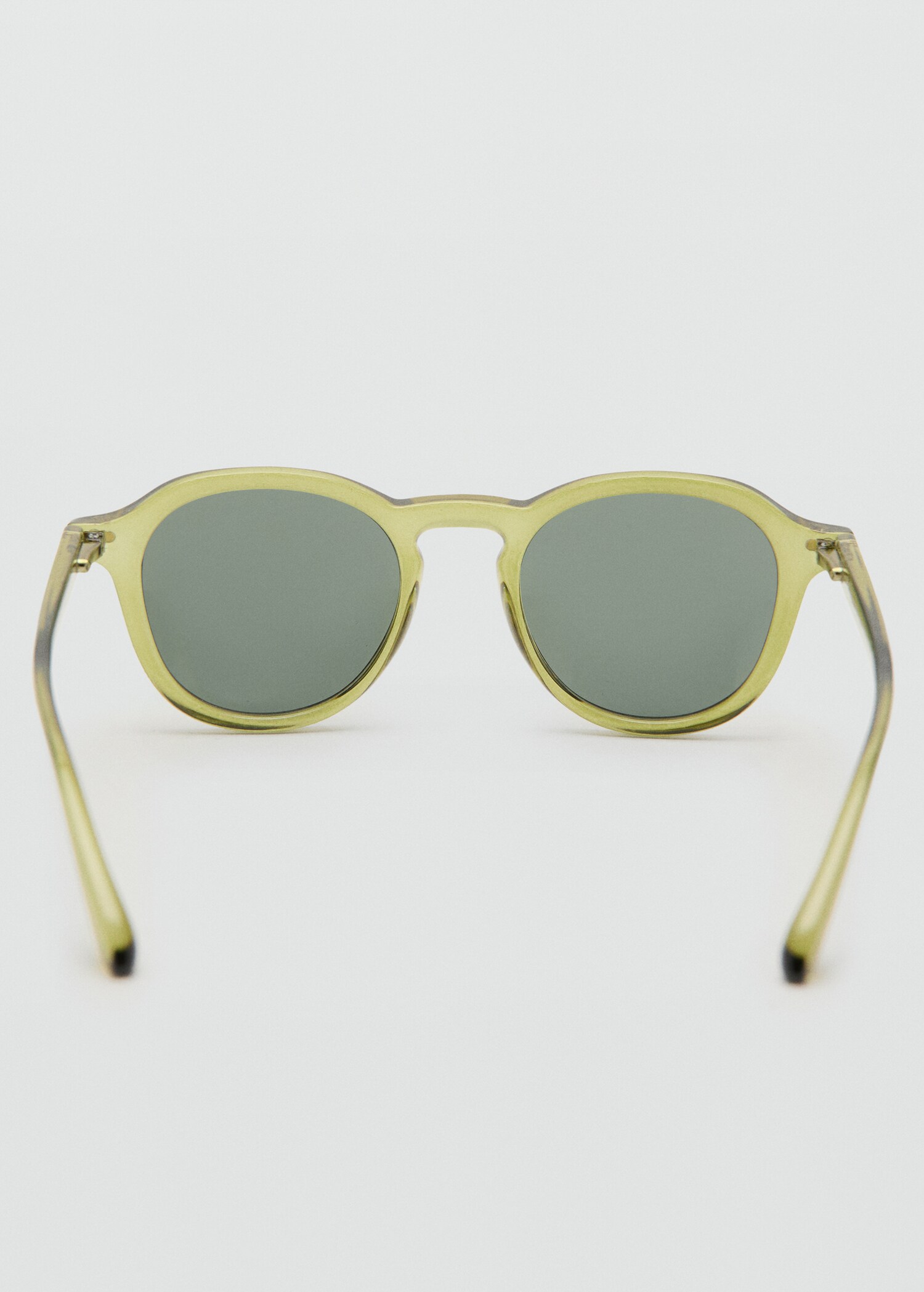 Semi-transparent frame sunglasses - Details of the article 1