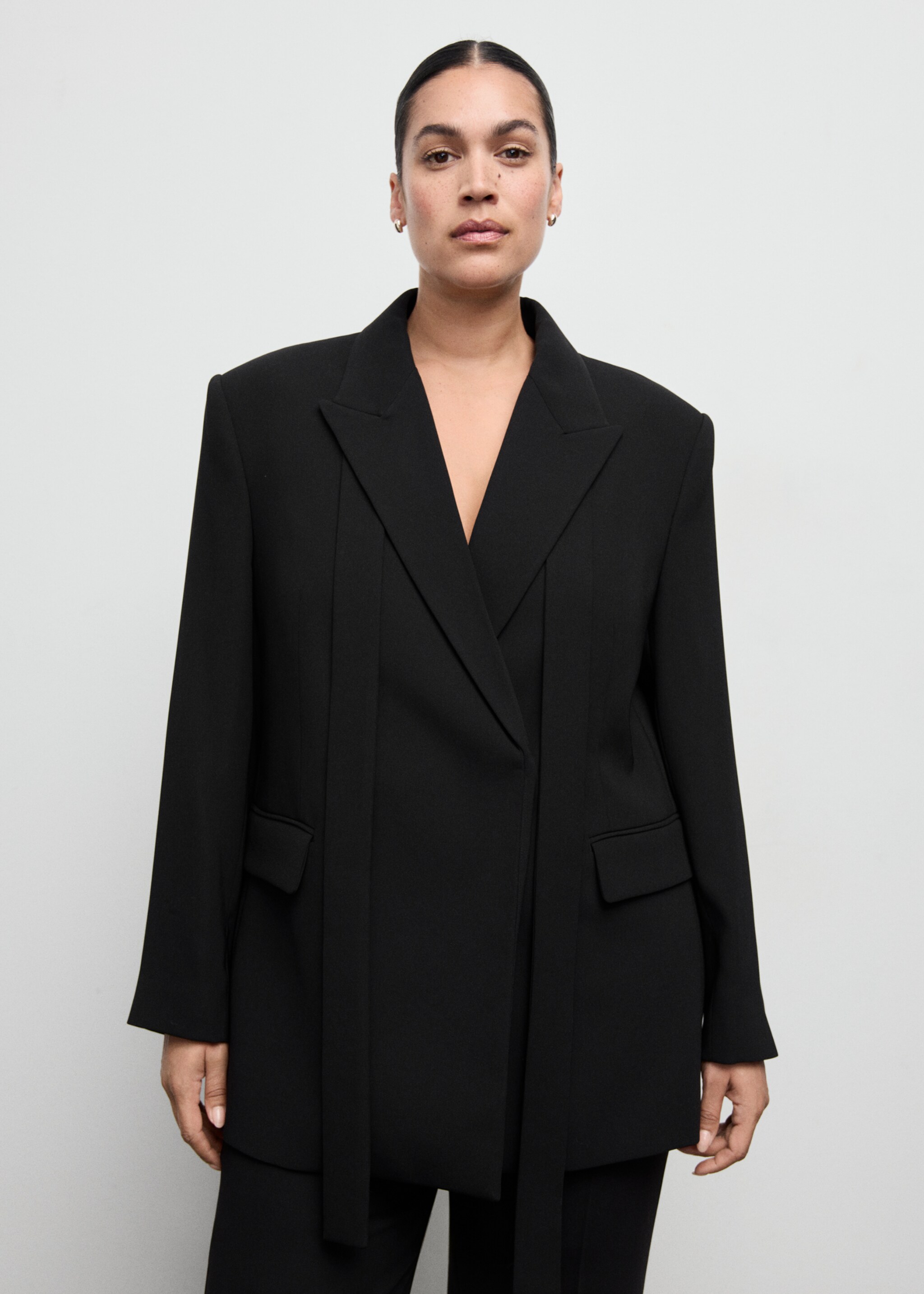 Blazer vestit fulard - Detall de l'article 5, Negre. Ref: 27051320-00.