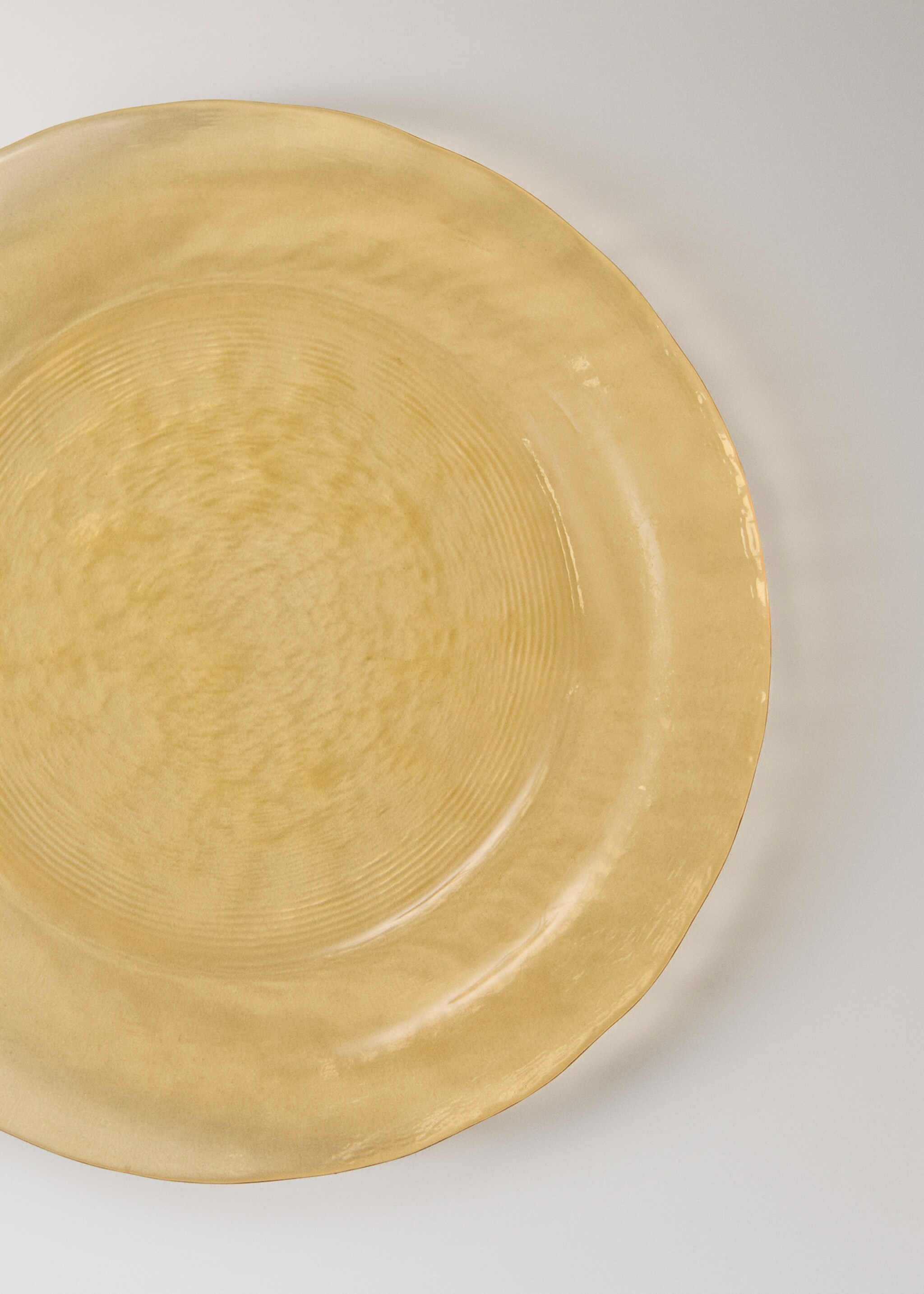 Color hammered glass bread plate - Details of the article 1, Pastel Yellow. Ref: 27051322-00.