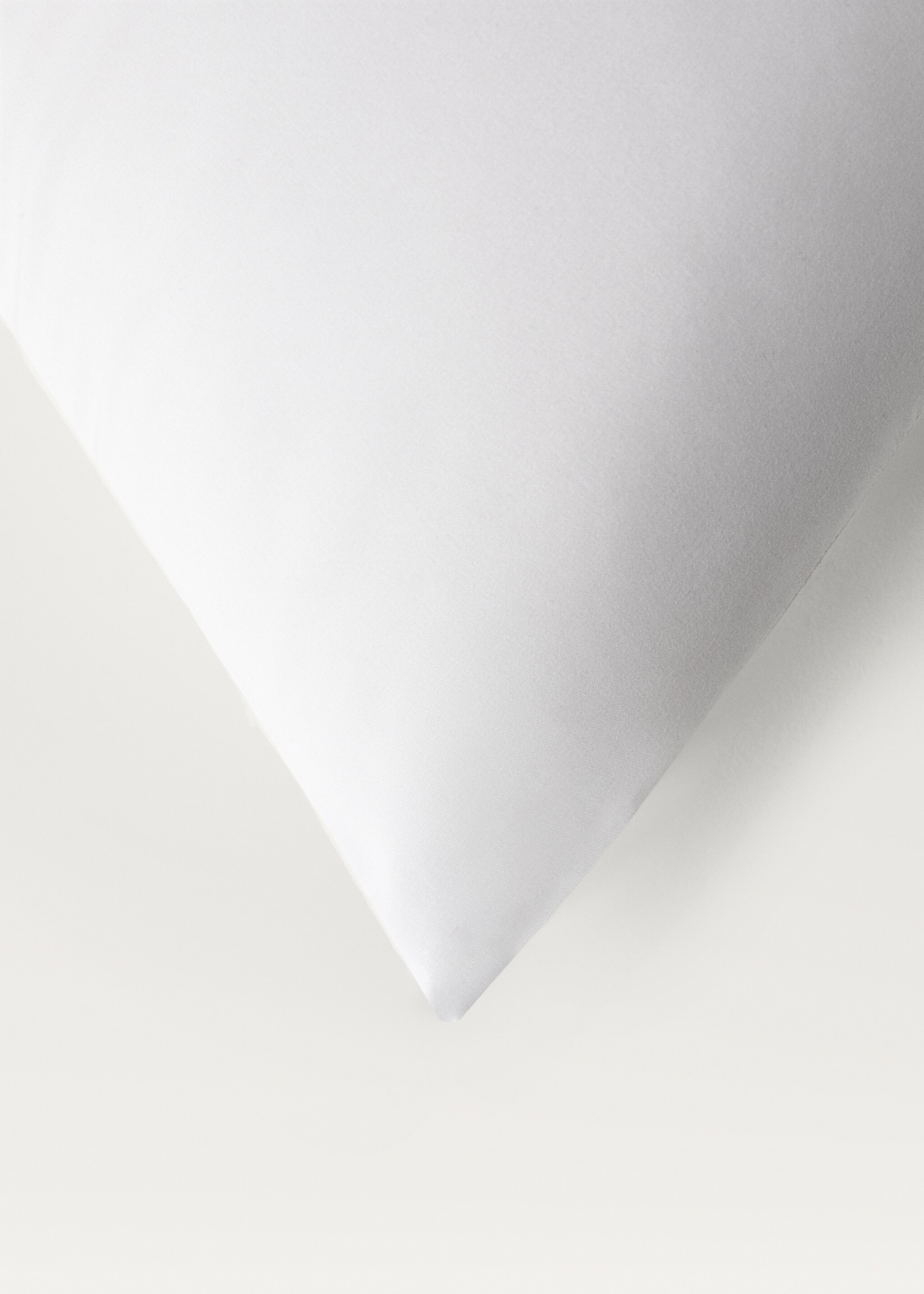 Microfibre pillow filling 50x75 cm - Details of the article 1, White. Ref: 27051324-00.