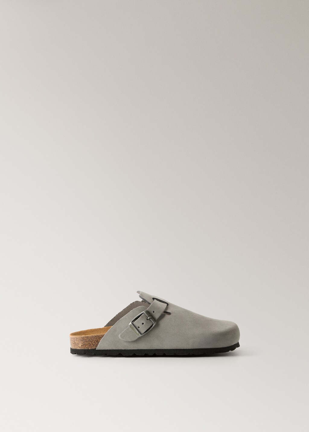 Leather clog shoes