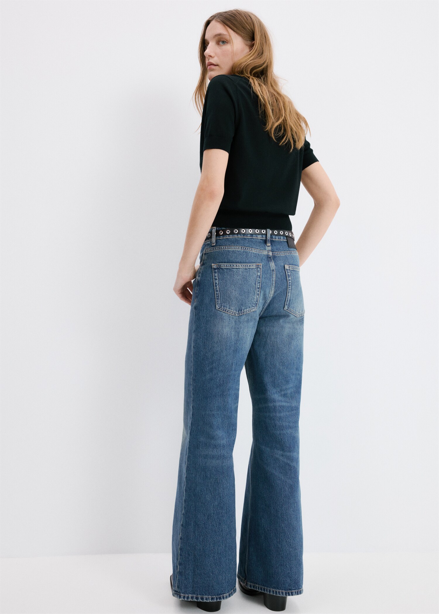 High-waisted wide-leg jeans - Reverse of the article