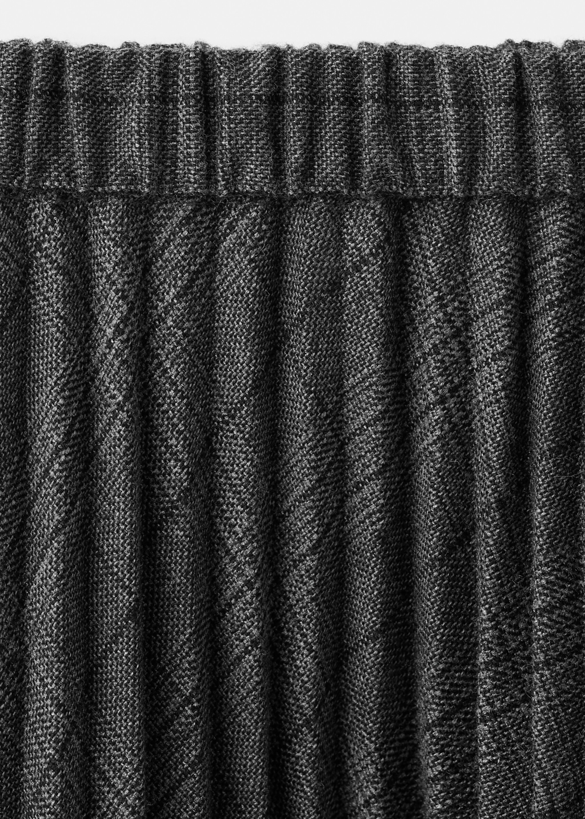 Checked pleated skirt - Details of the article 8, Grey. Ref: 27051344-00.