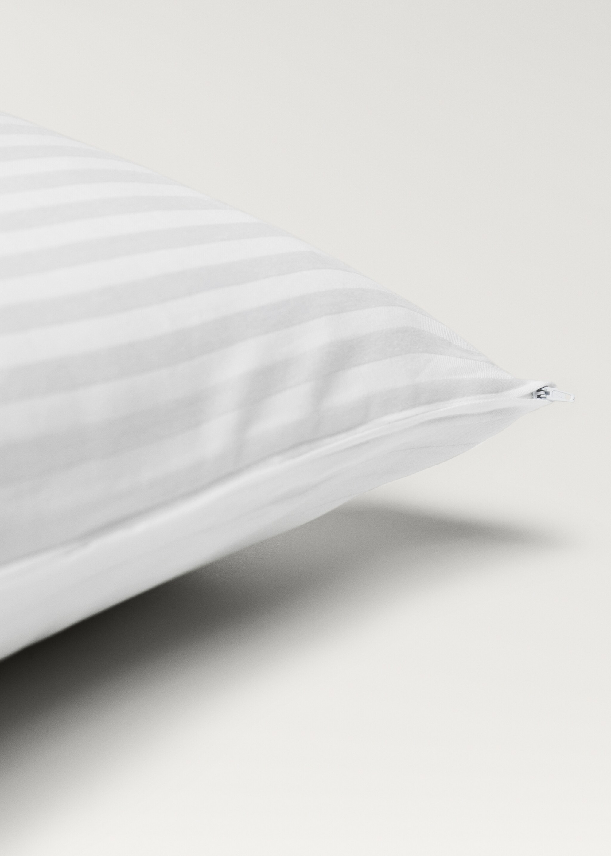 Pillow protector cotton stripes 50x75 cm - Details of the article 1, White. Ref: 27051347-00.