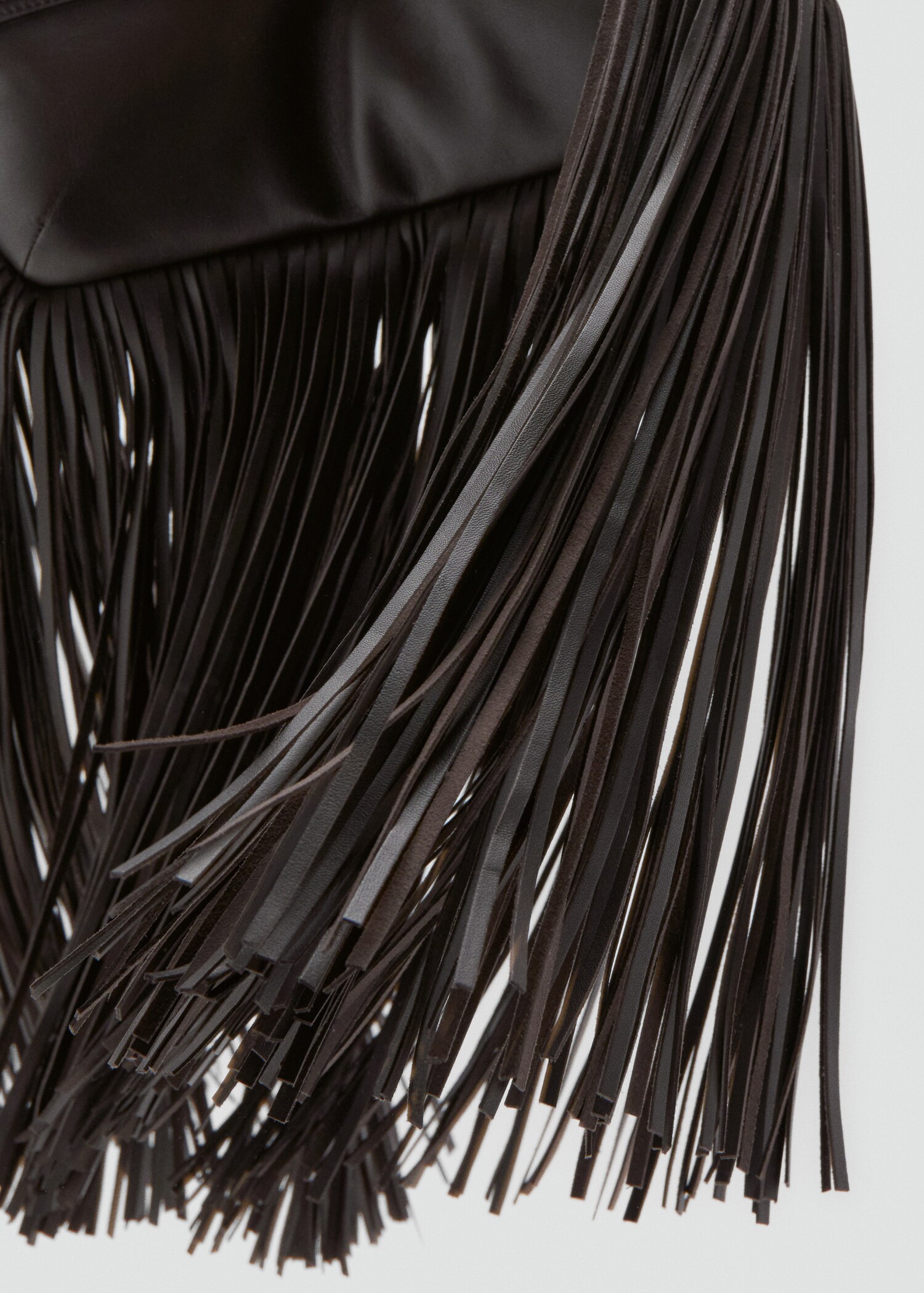 Leather handbag with fringes - Details of the article 2