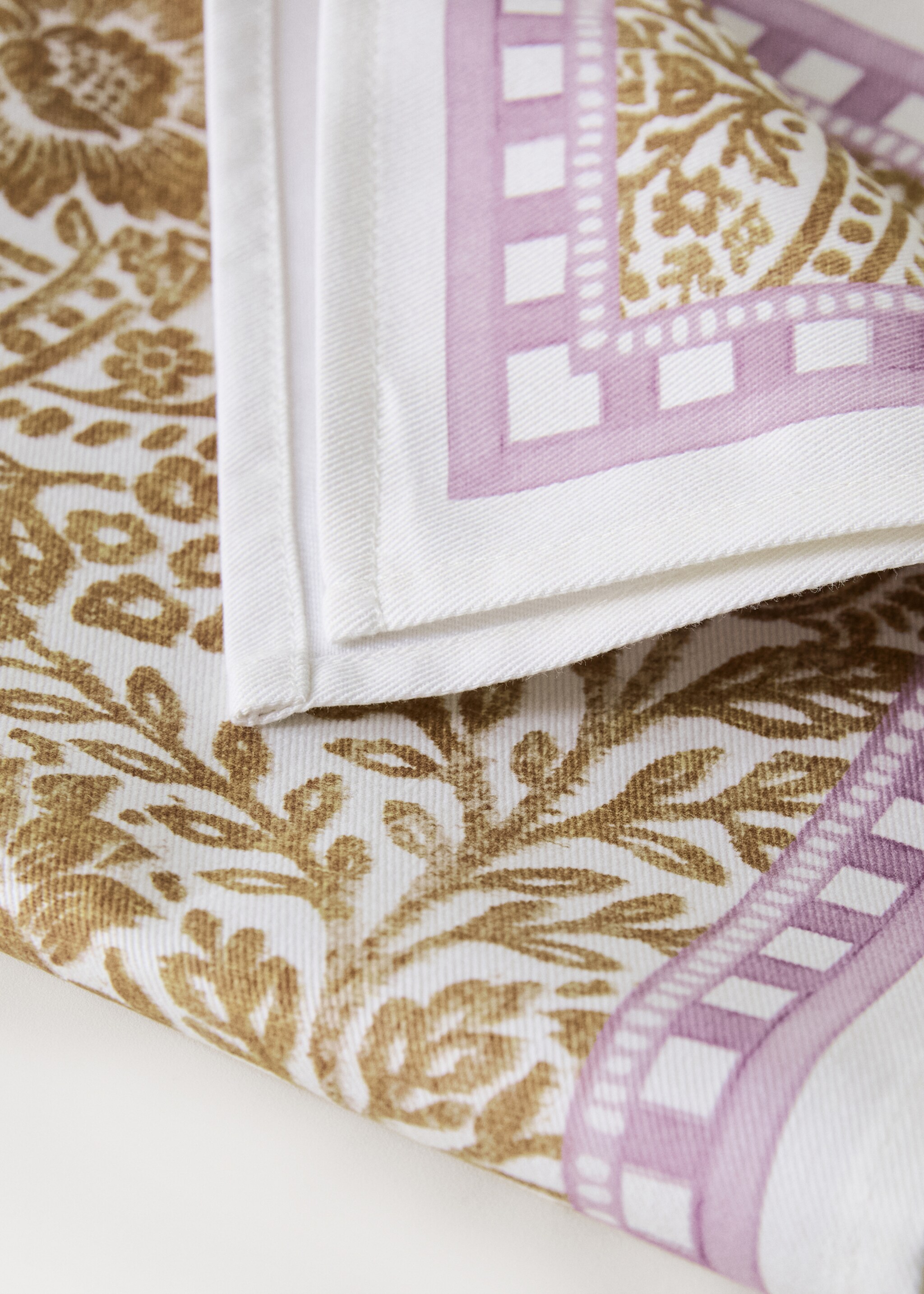 Șervete din bumbac cu dungi și motive florale - Detaliu al articolului 2, Galben. Ref: 27051517-00.